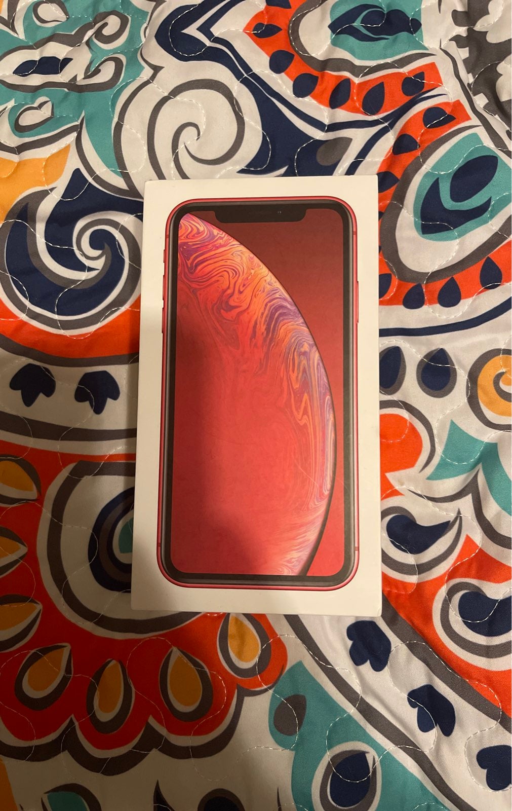 iPhone XR (Product)Red 64 gigabytes Unlo