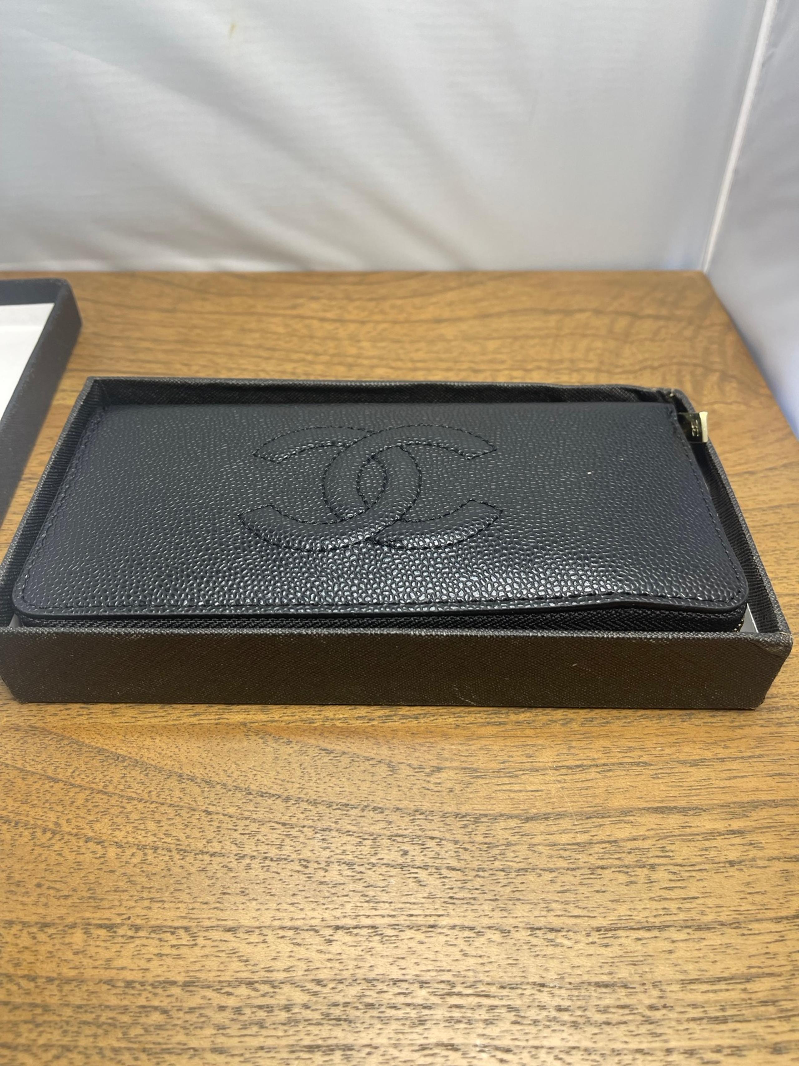 CHANEL Women's Pre-Loved Timeless CC French Wallet