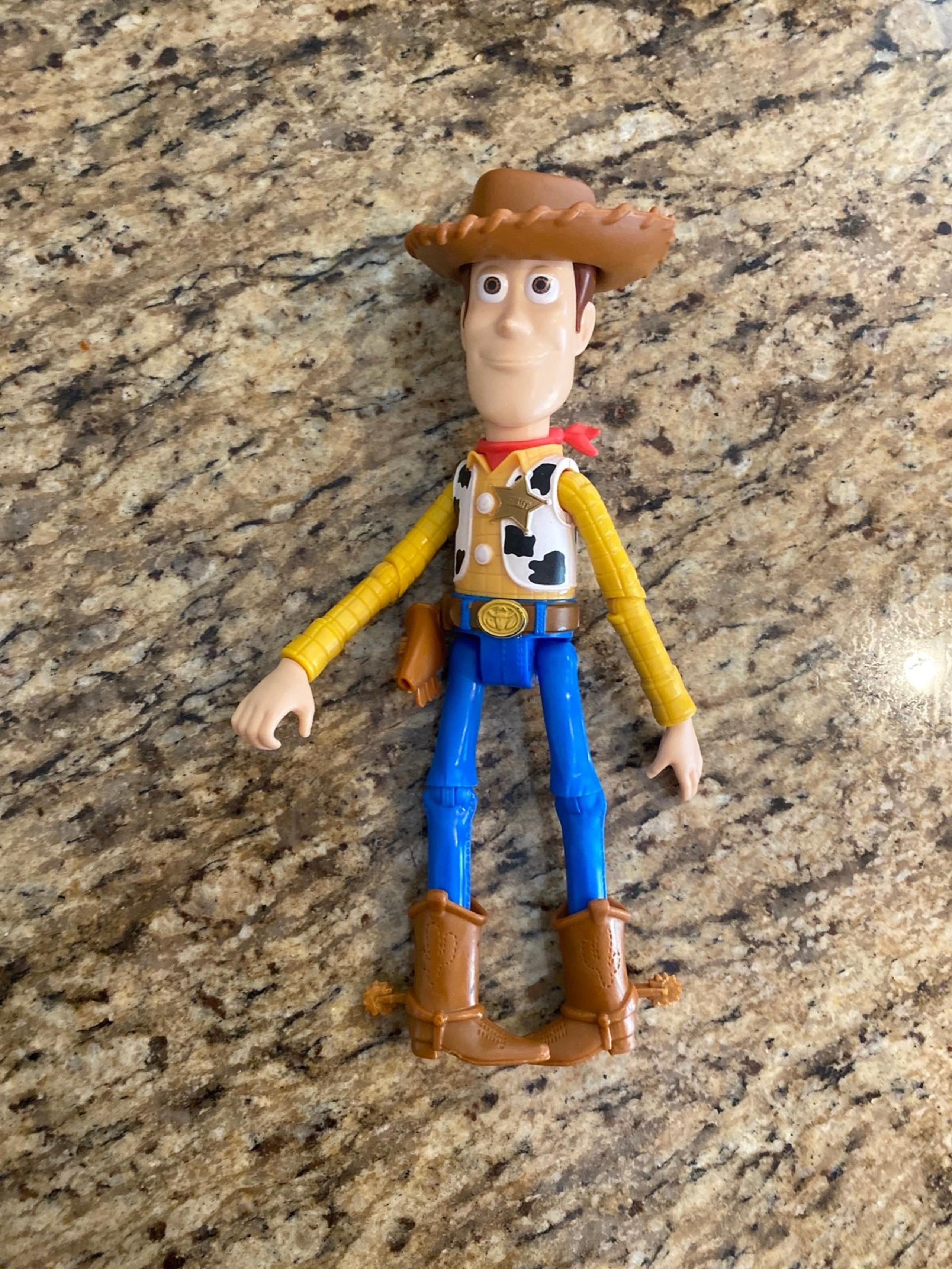 Disney Pixar Toy Story Woody Articulated Action Figure - with  Hat 9”