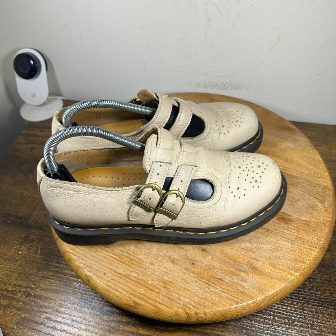 Dr. Martens Mary Jane Tan Brown Shoes Women's Size 8 8065