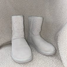 * LIMITED ADDITION * UGG Everlast Boots
