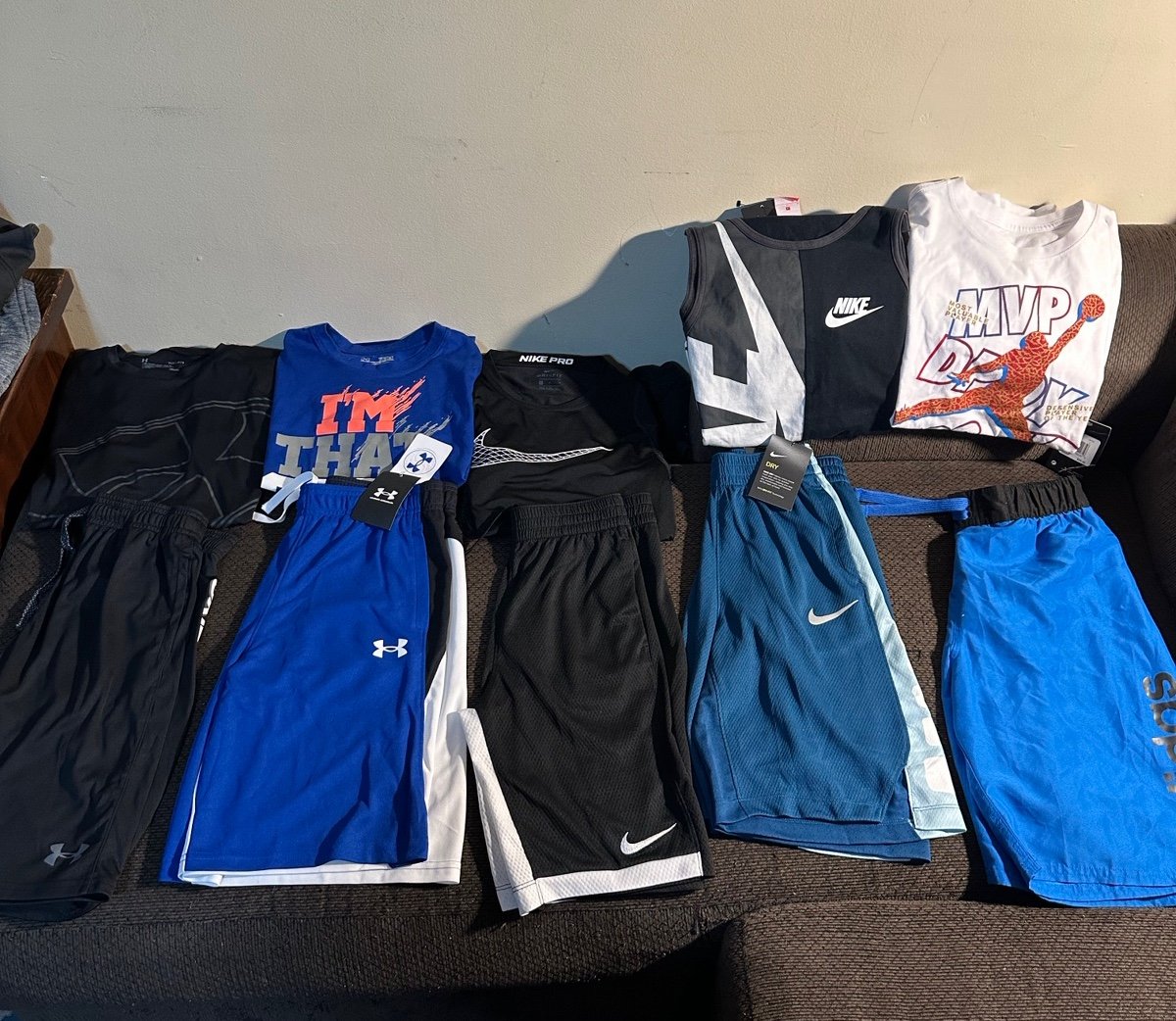 BOYS BUNDLE SIZE LARGE