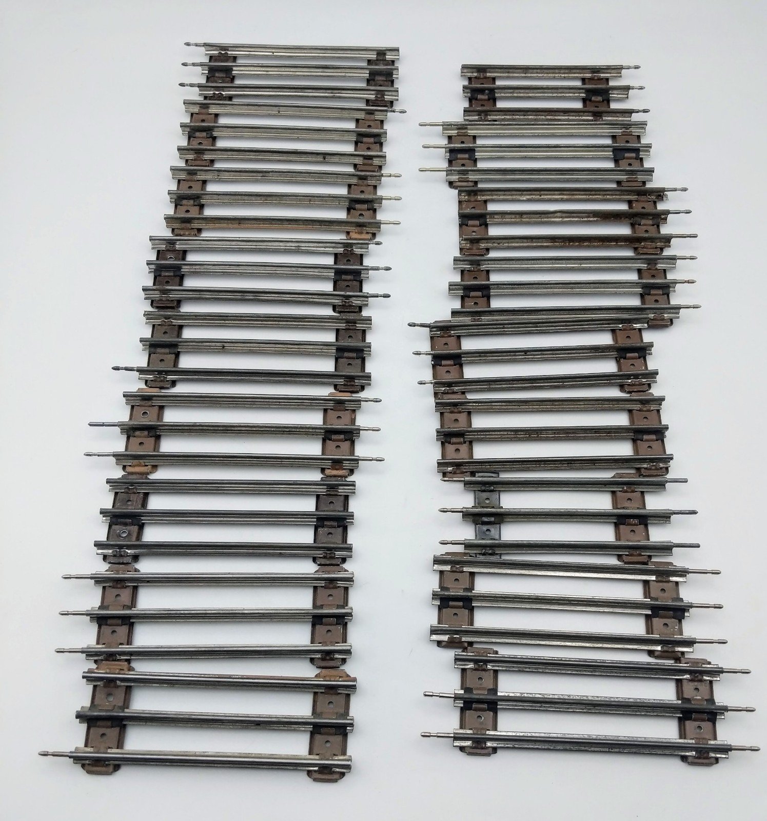 Vintage Lionel O27 Scale Lot of 18 ½-Track Short Metal Marx Model Train