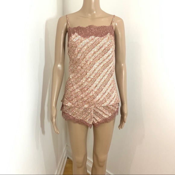 New VS Lacey Cami and Shorts PJs E83