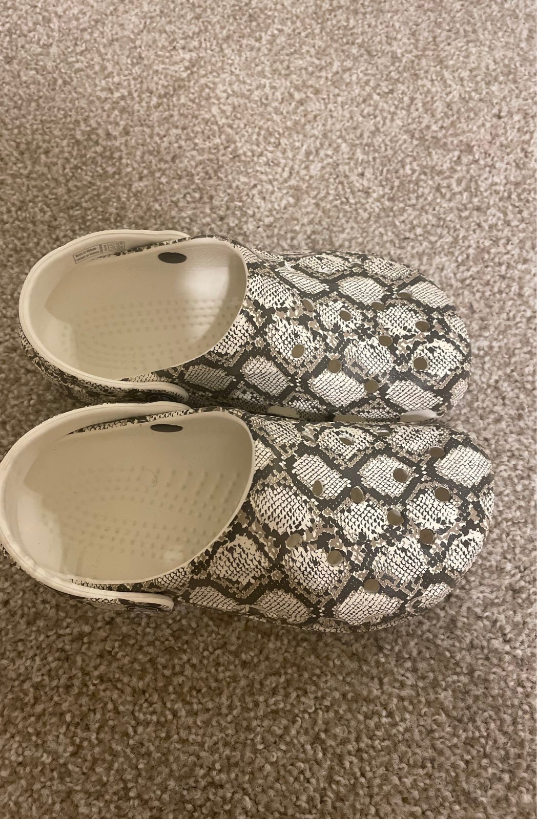 Crocs