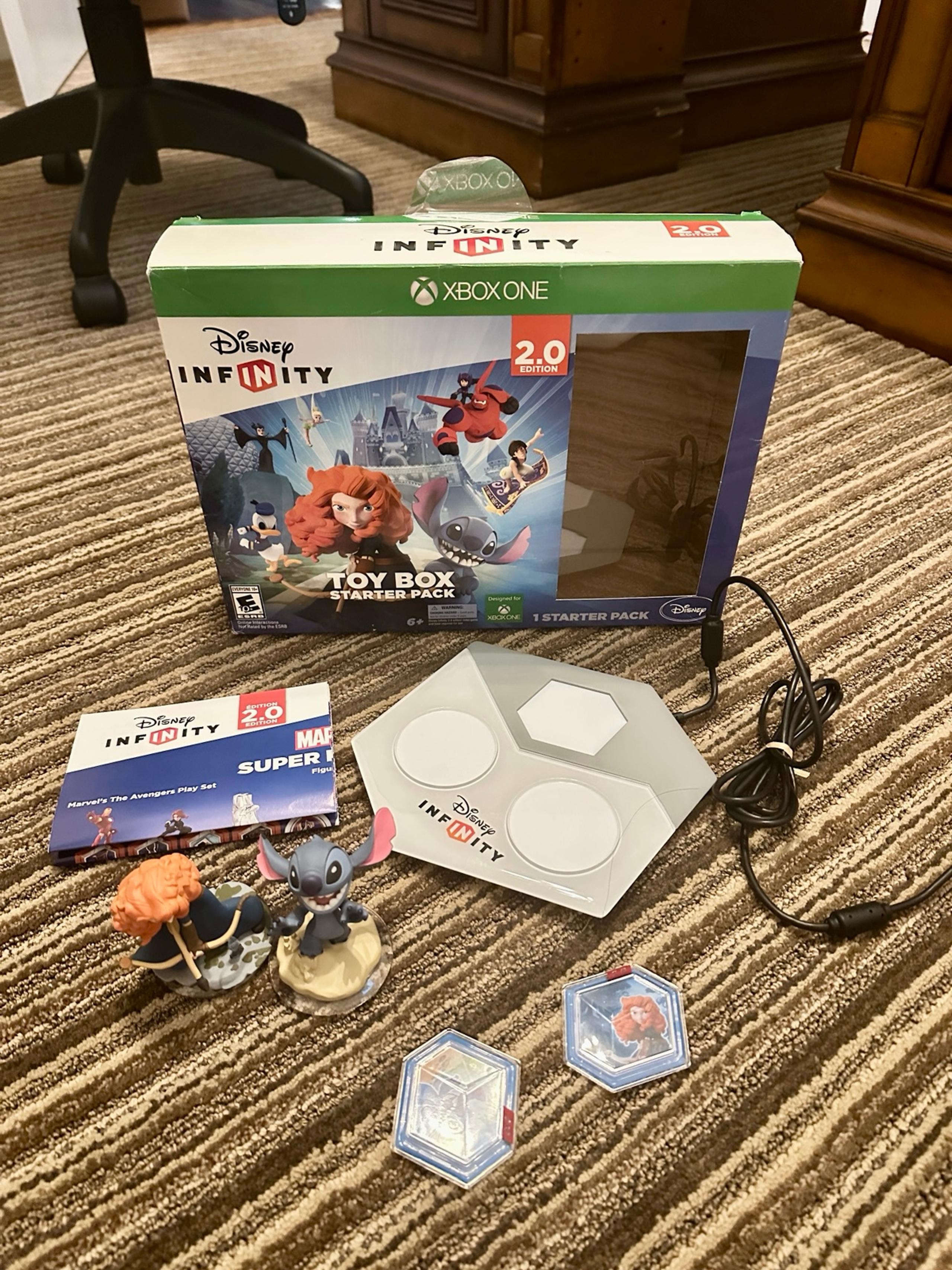 Disney INFINITY: Toy Box Starter Pack (2.0 Edition)  Xbox One NO GAME