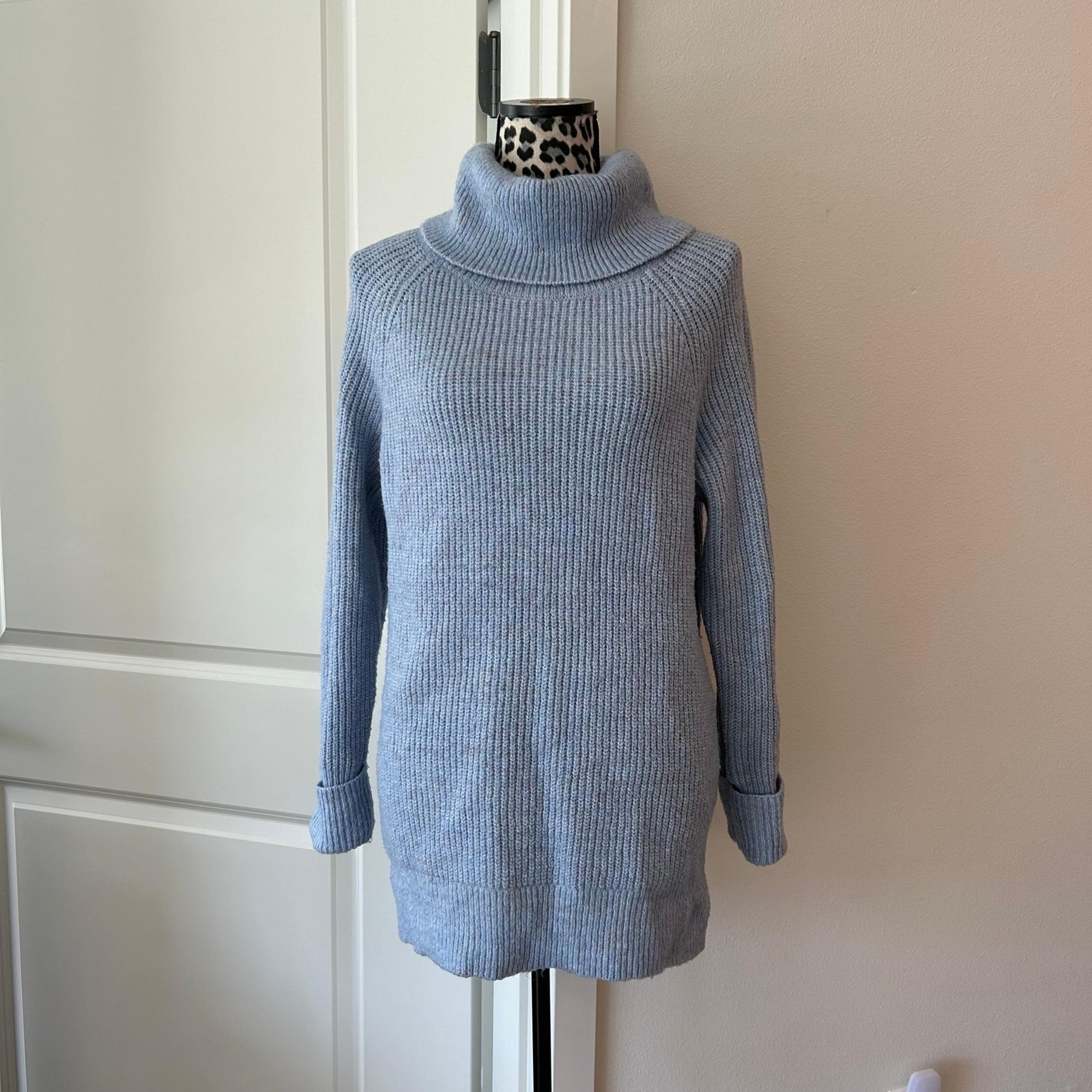 Vintage 90s St. John’s bay blue turtle neck cowl neck long sweater