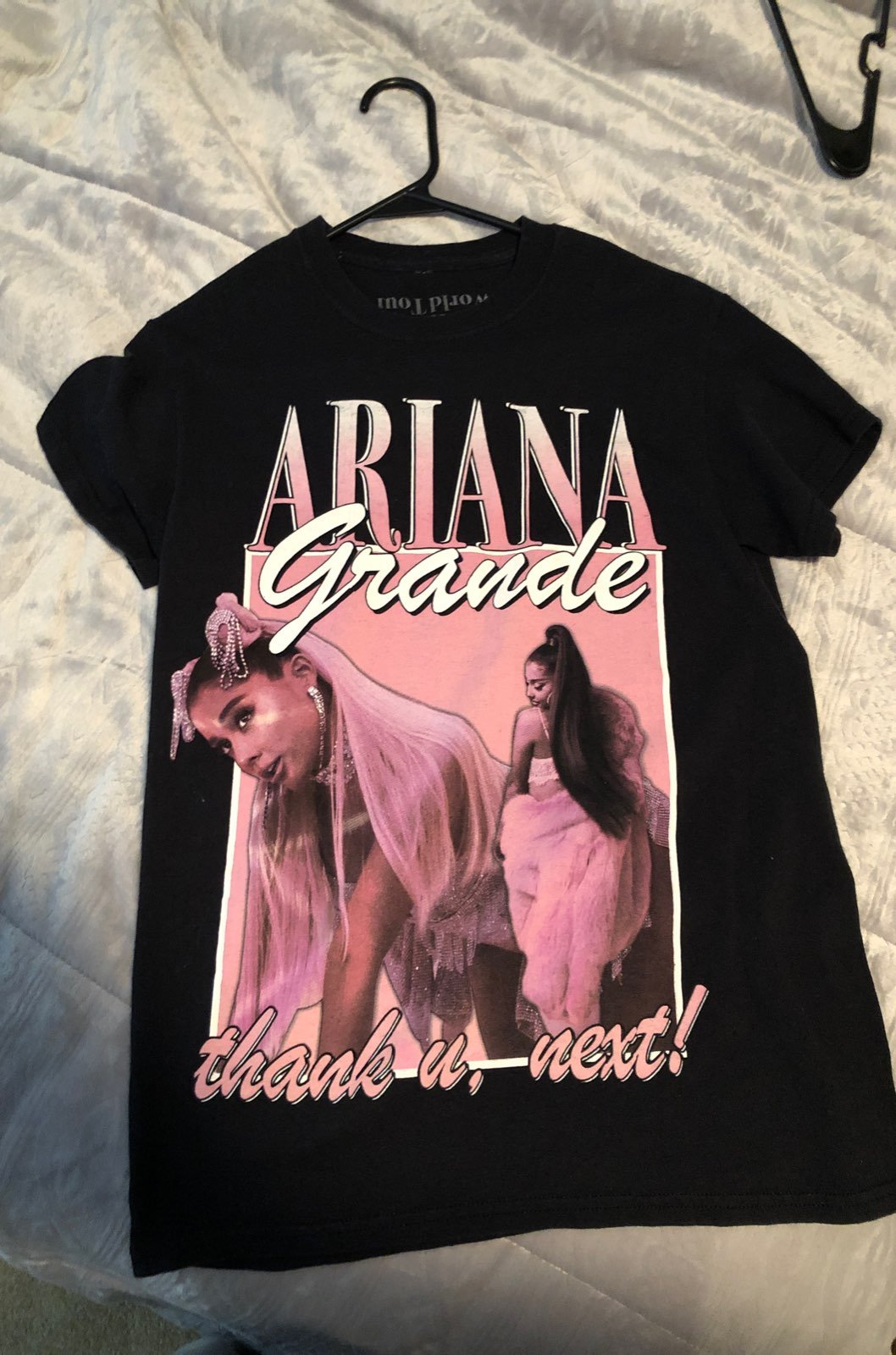 ariana grande tour merch