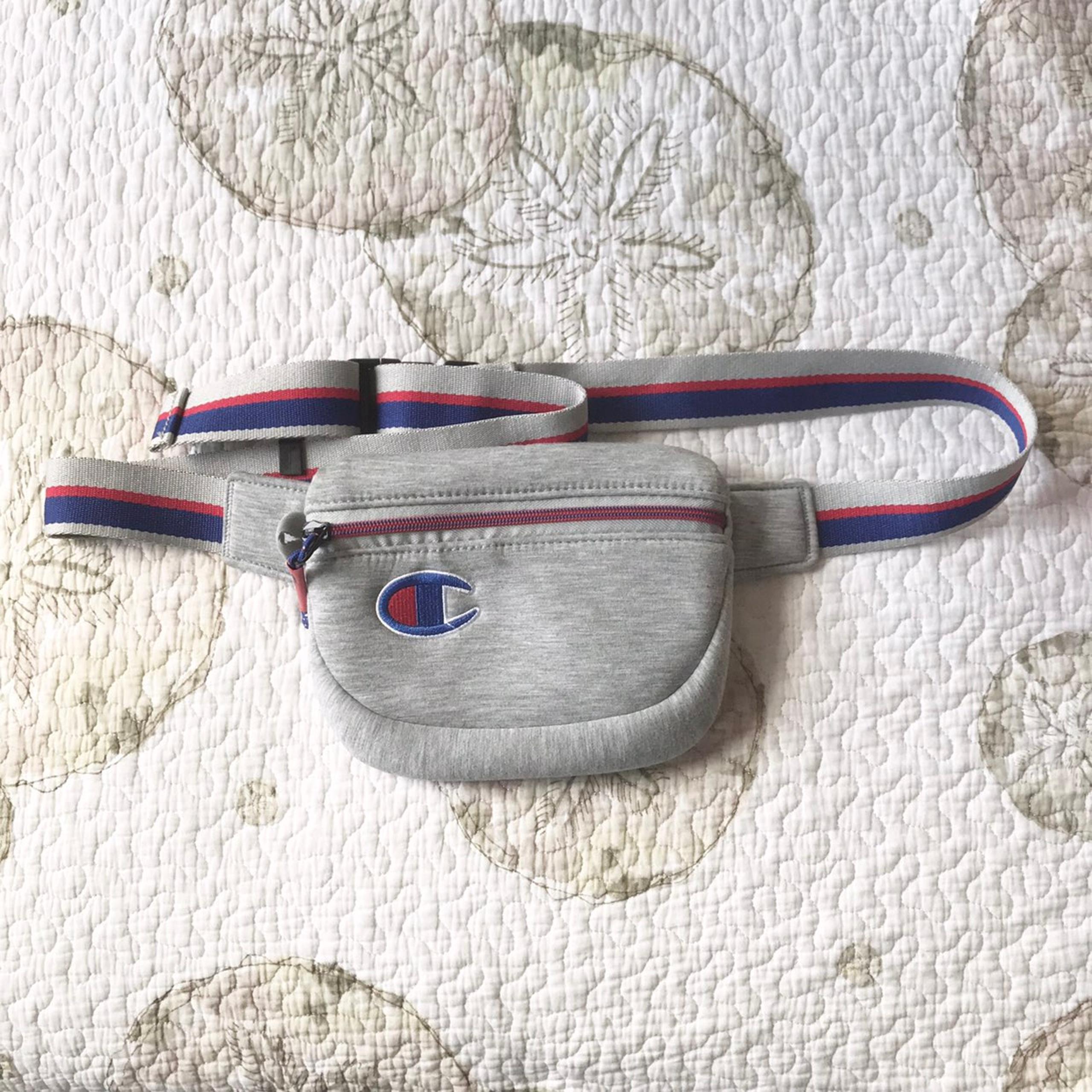 Champion crossbody bag grey