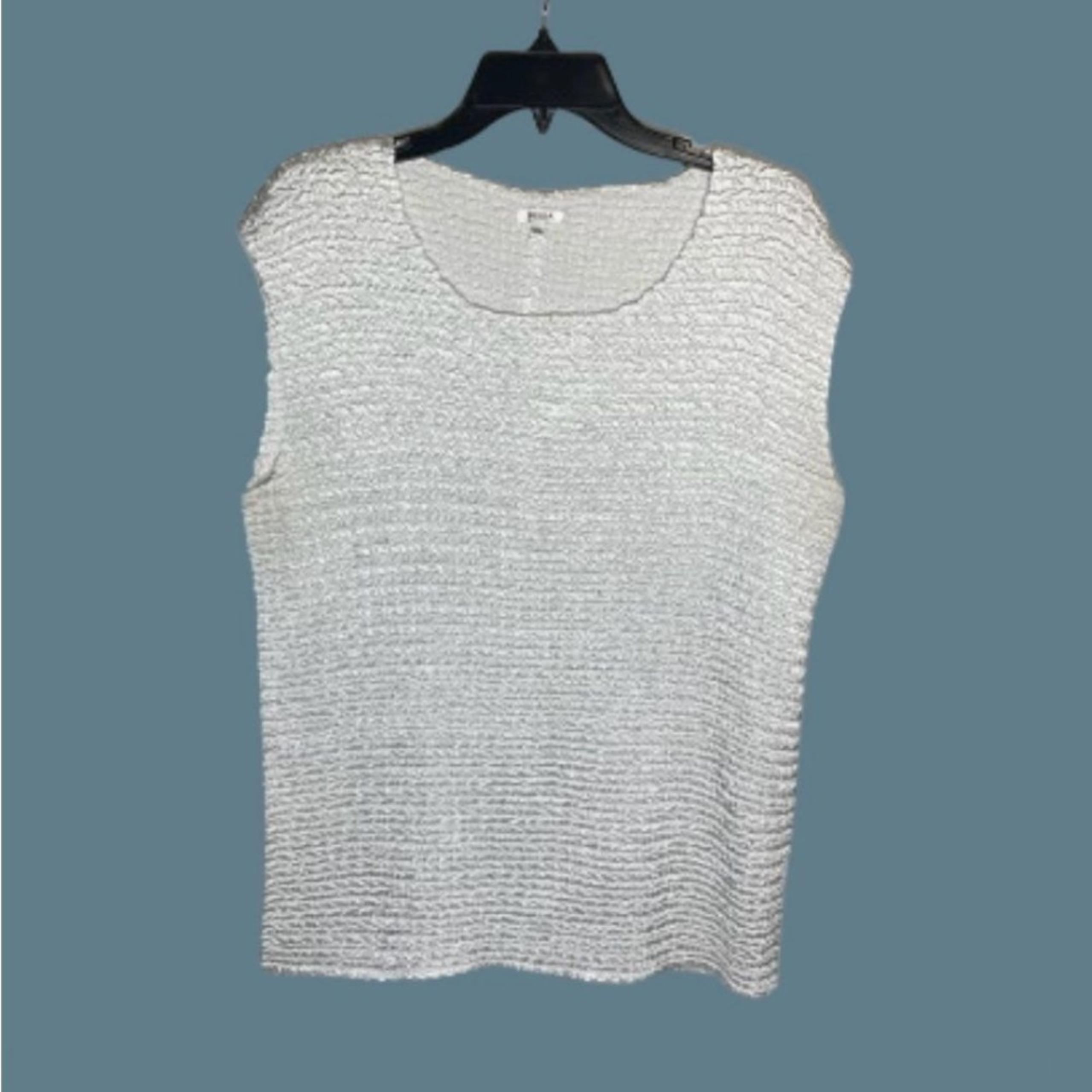 Nicola stretchy popcorn fabric top