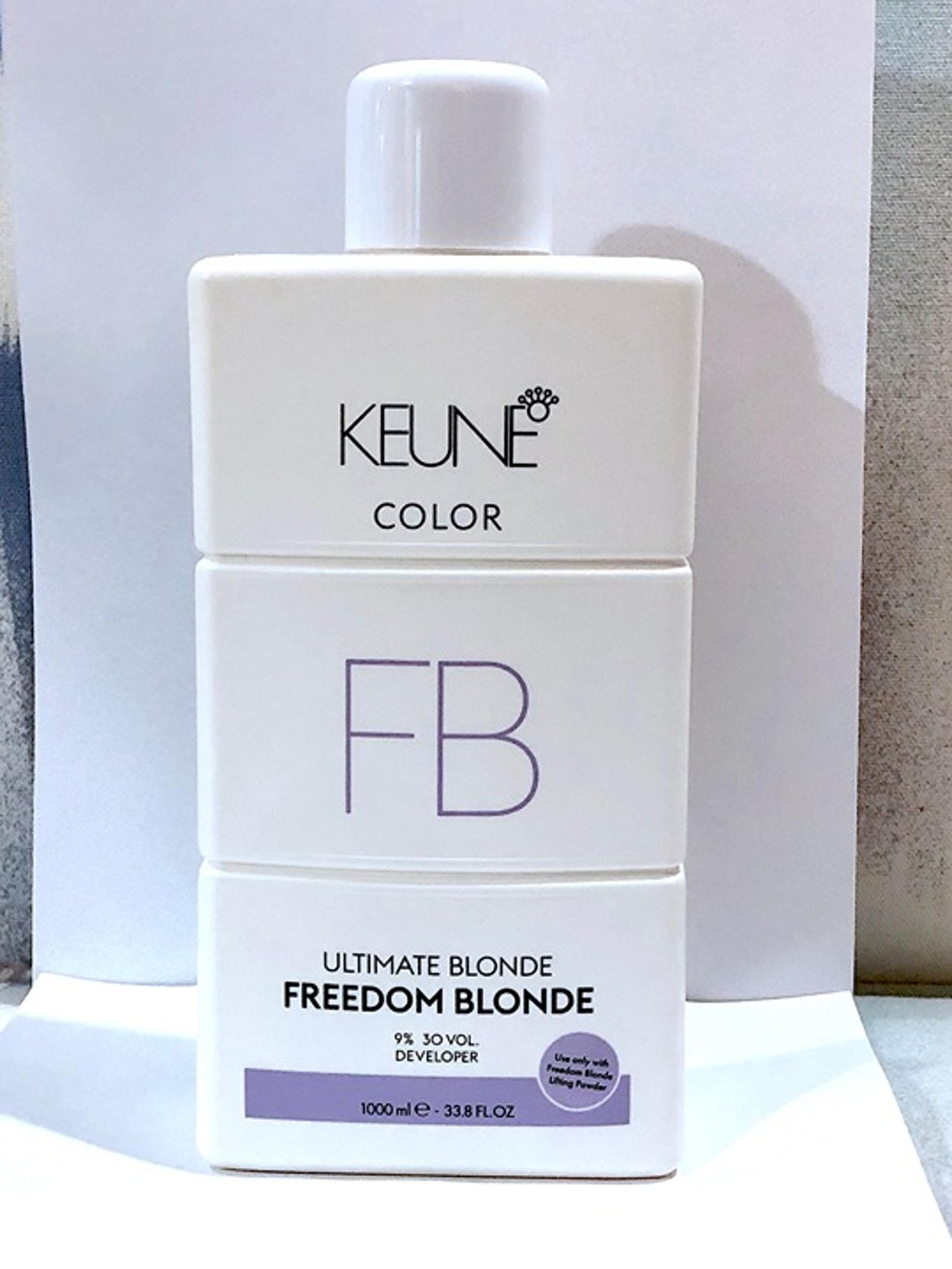 KEUNE Ultimate Blonde Freedom Blonde 9% 30 Vol. Developer Liter Size
