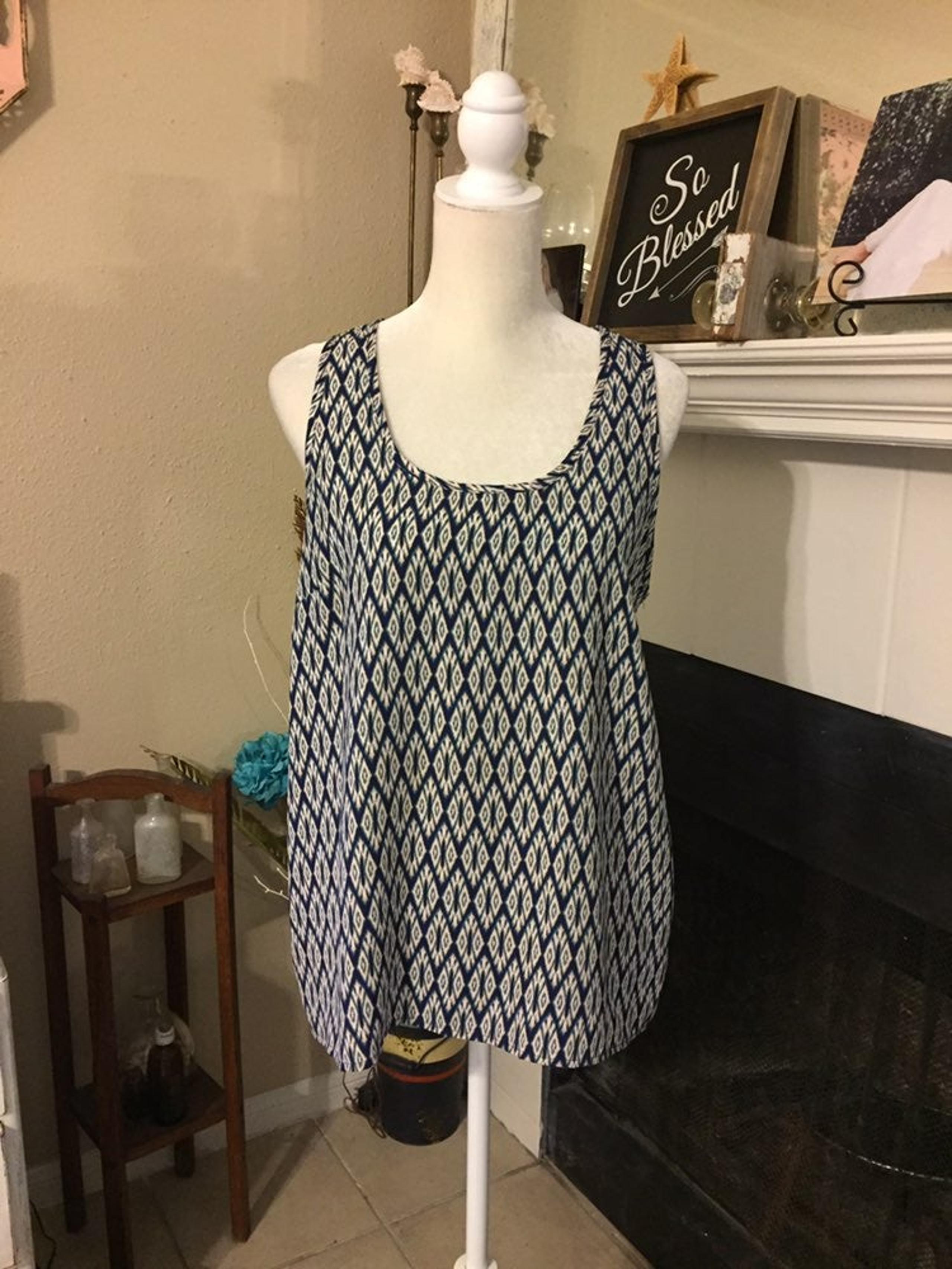 FREE SHIP Pleione Tank Top