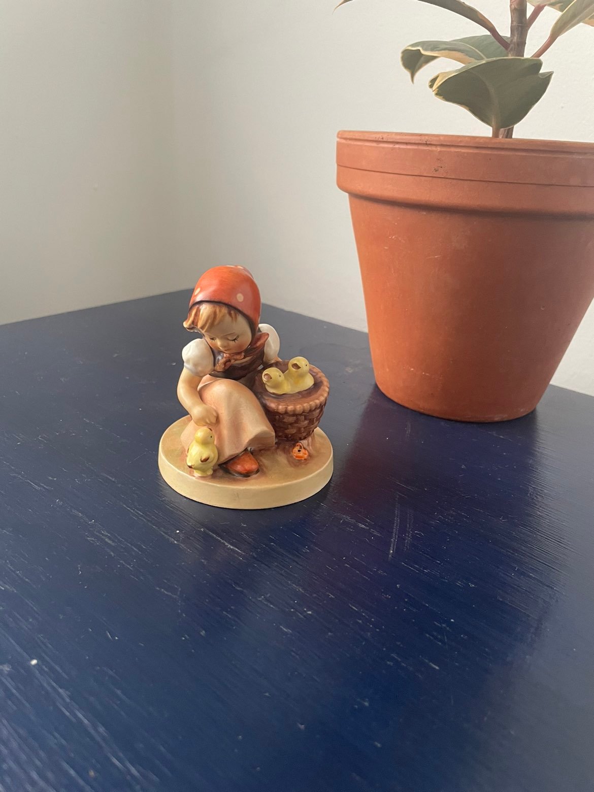 Hummel Girl feeding chicks porcelain figurine Goebel