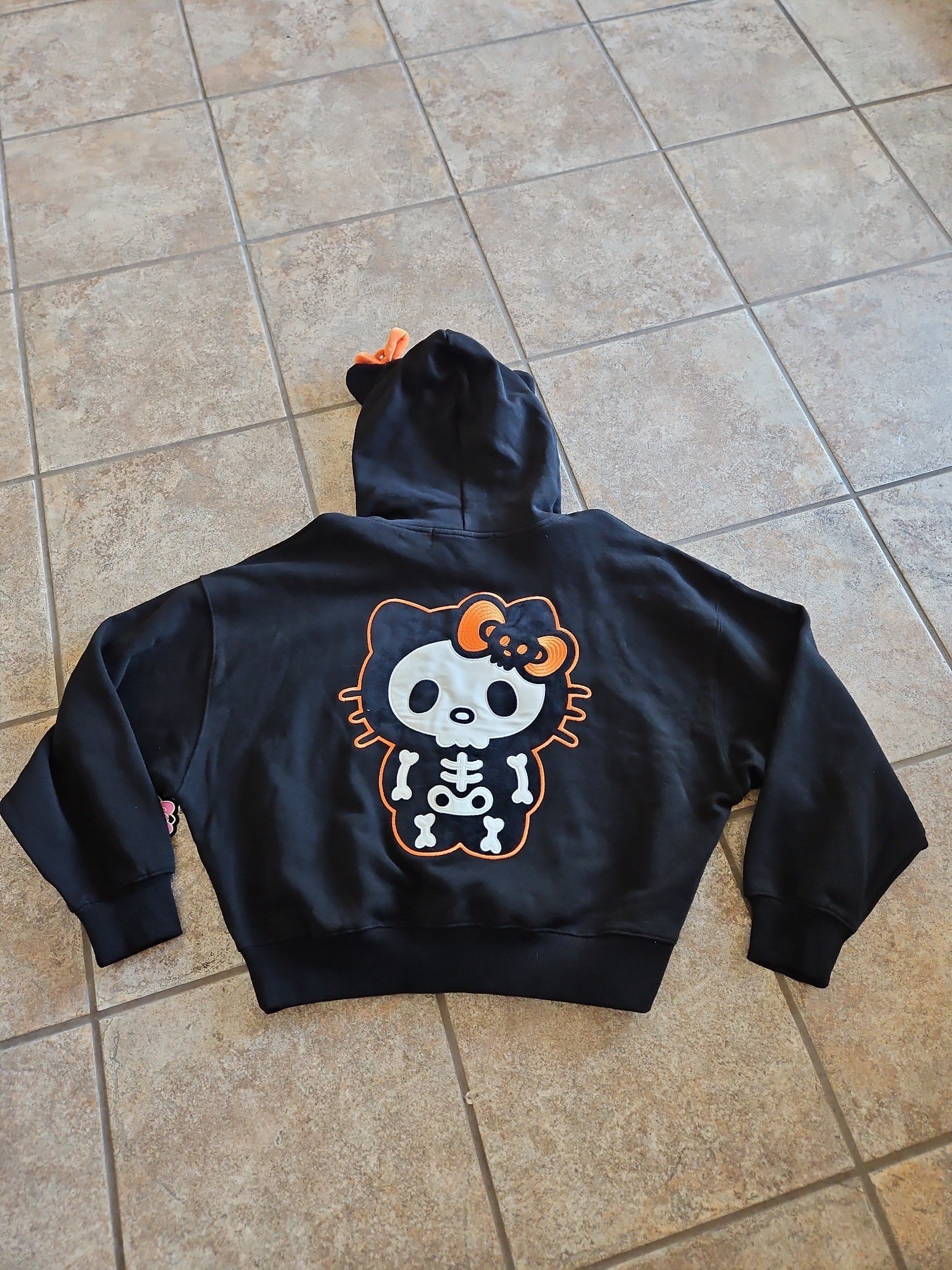 Hello Kitty Helloween hoodie size S NWT