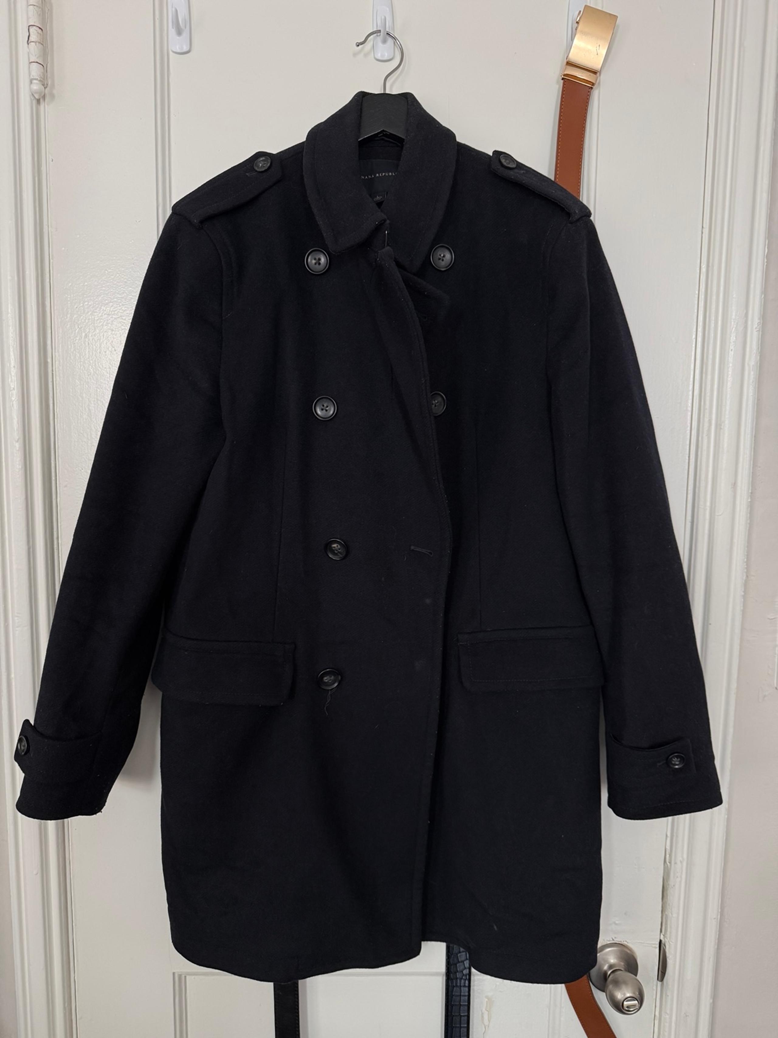 Banana Republic Men's Large Navy Double-Breasted Coat