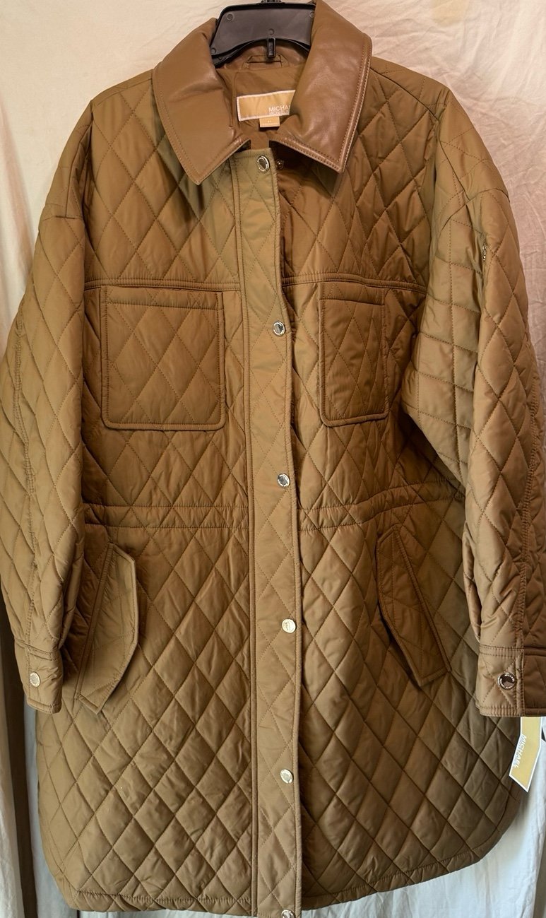 Michael Kors Women’s Coat Size 2X