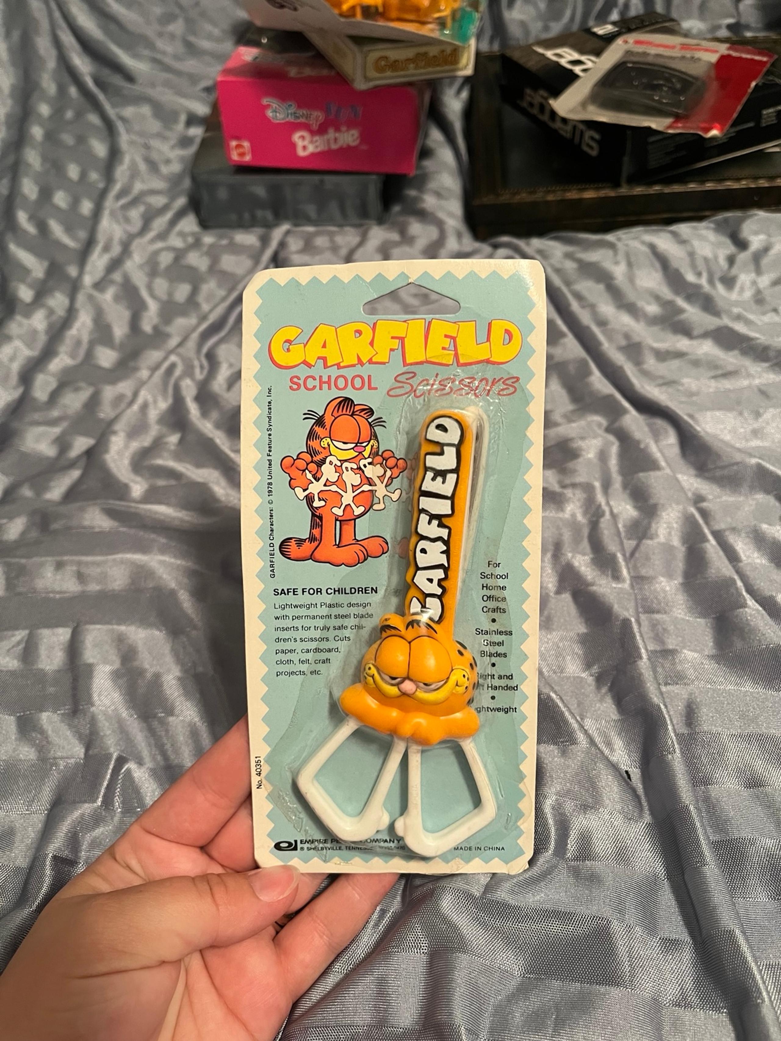 Garfield Sissors