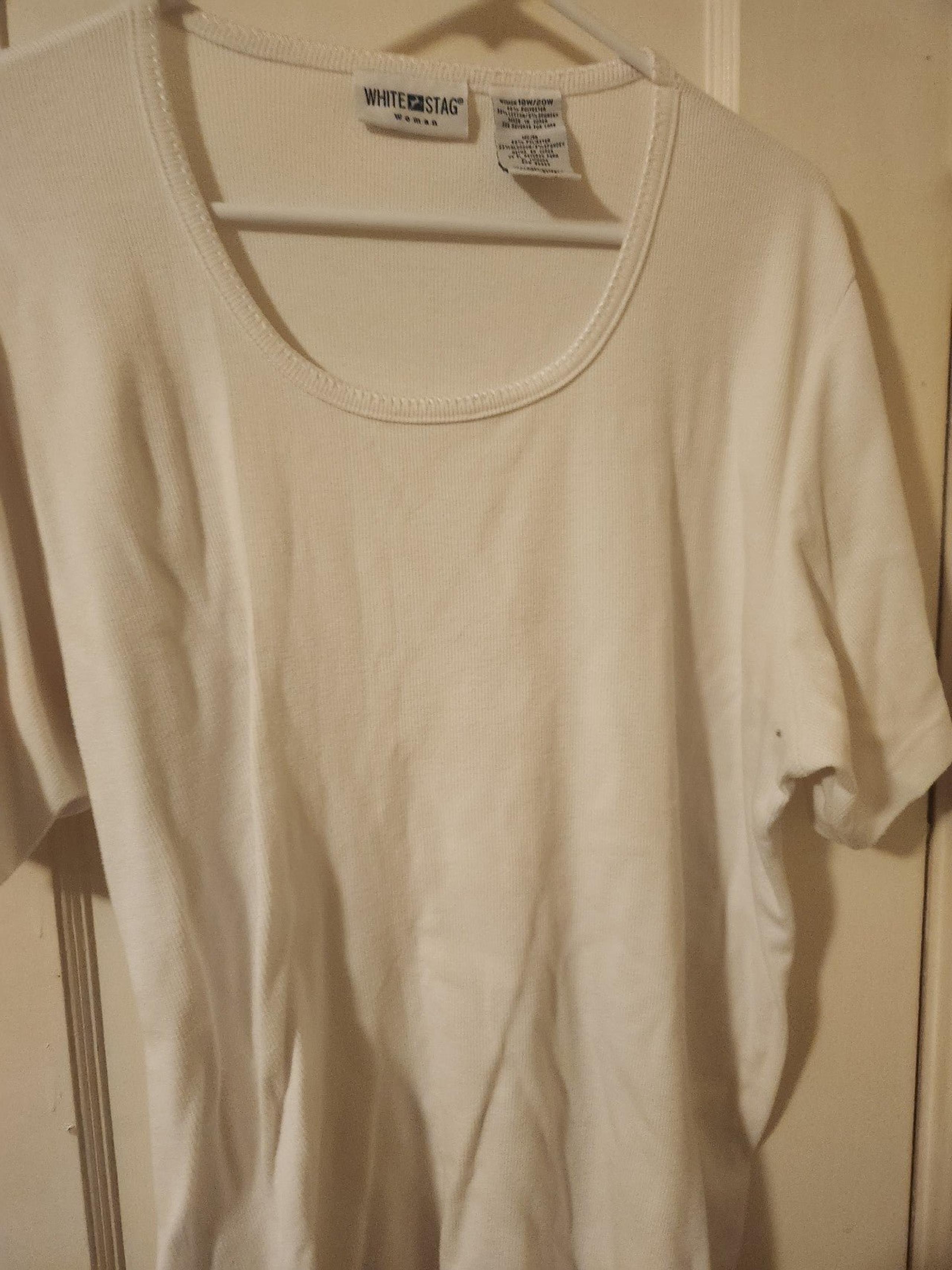 *White 18/20W White Stag Knit Top