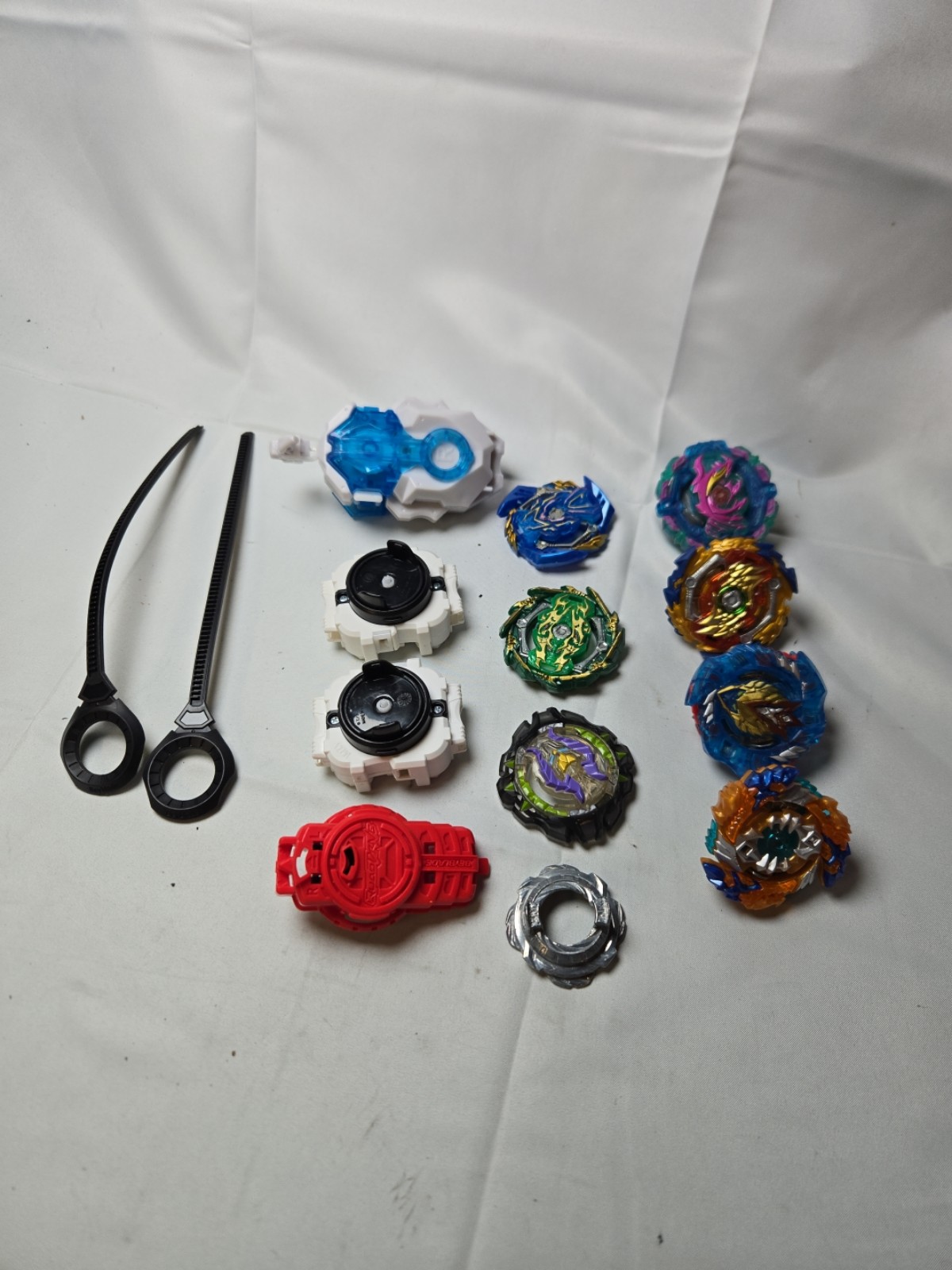 Vintage Beyblade Lot Launchers Rip Cords Plastic Metal Launchers