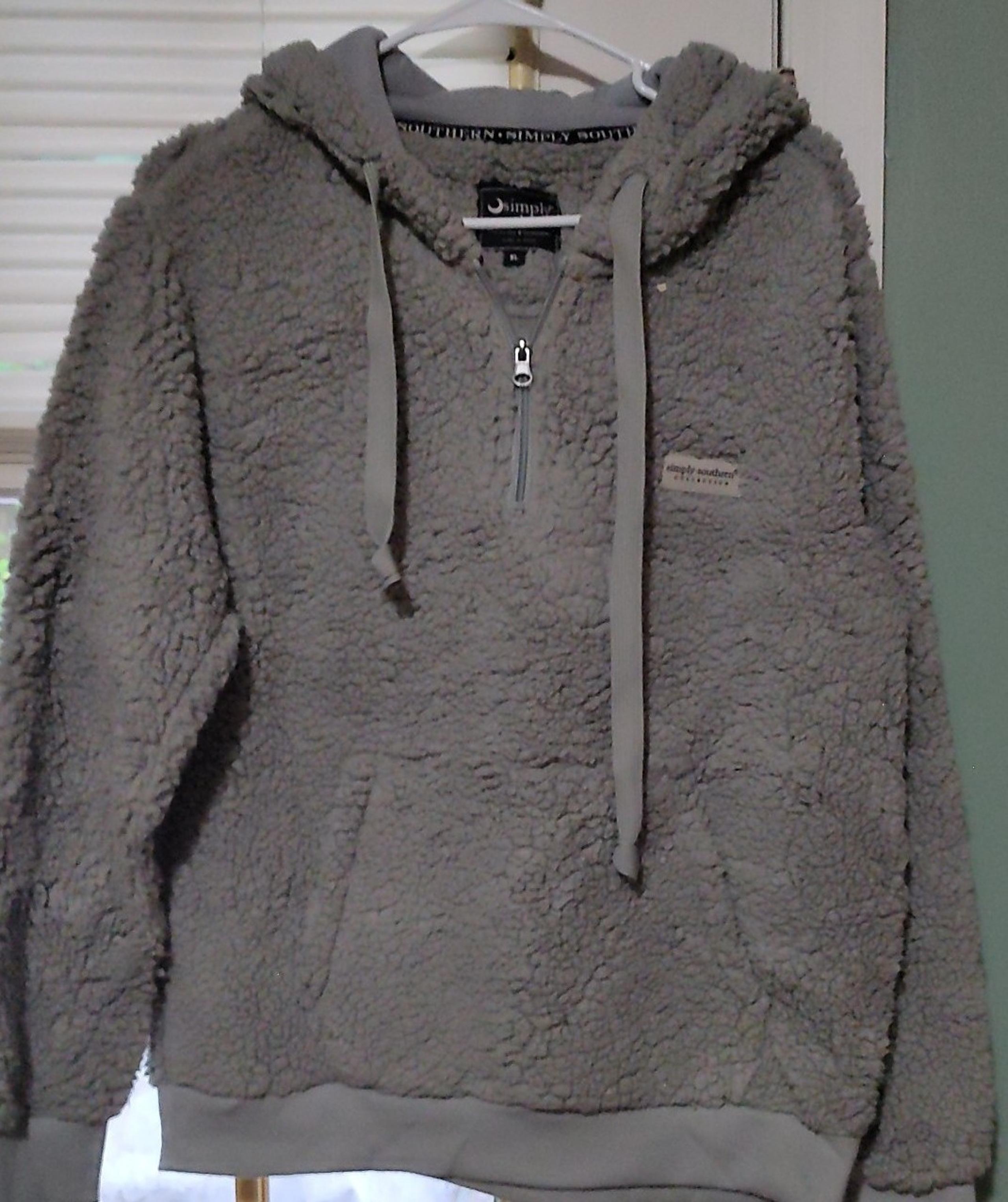 Simply Southern women's XL hooded Sherpa