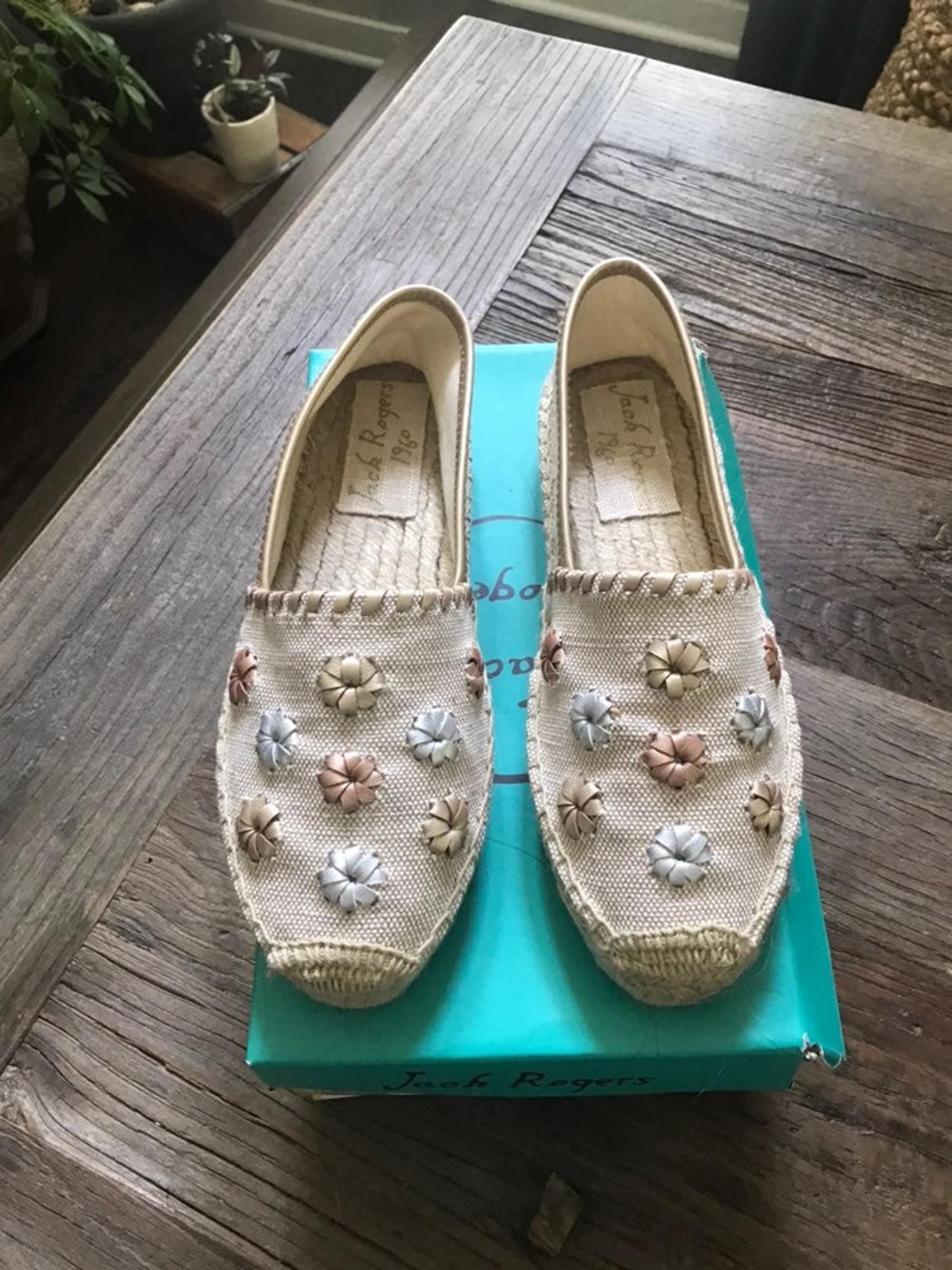 NIB Jack Rogers Palmer Espadrilles
