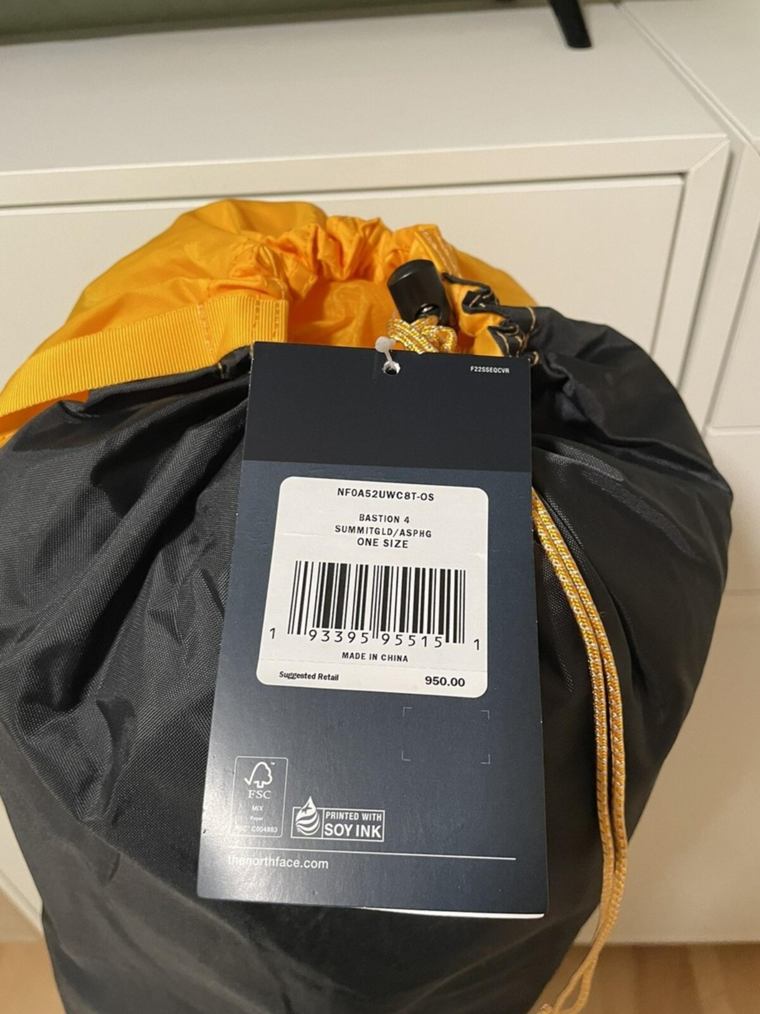 The North Face Bastion 4 Tent