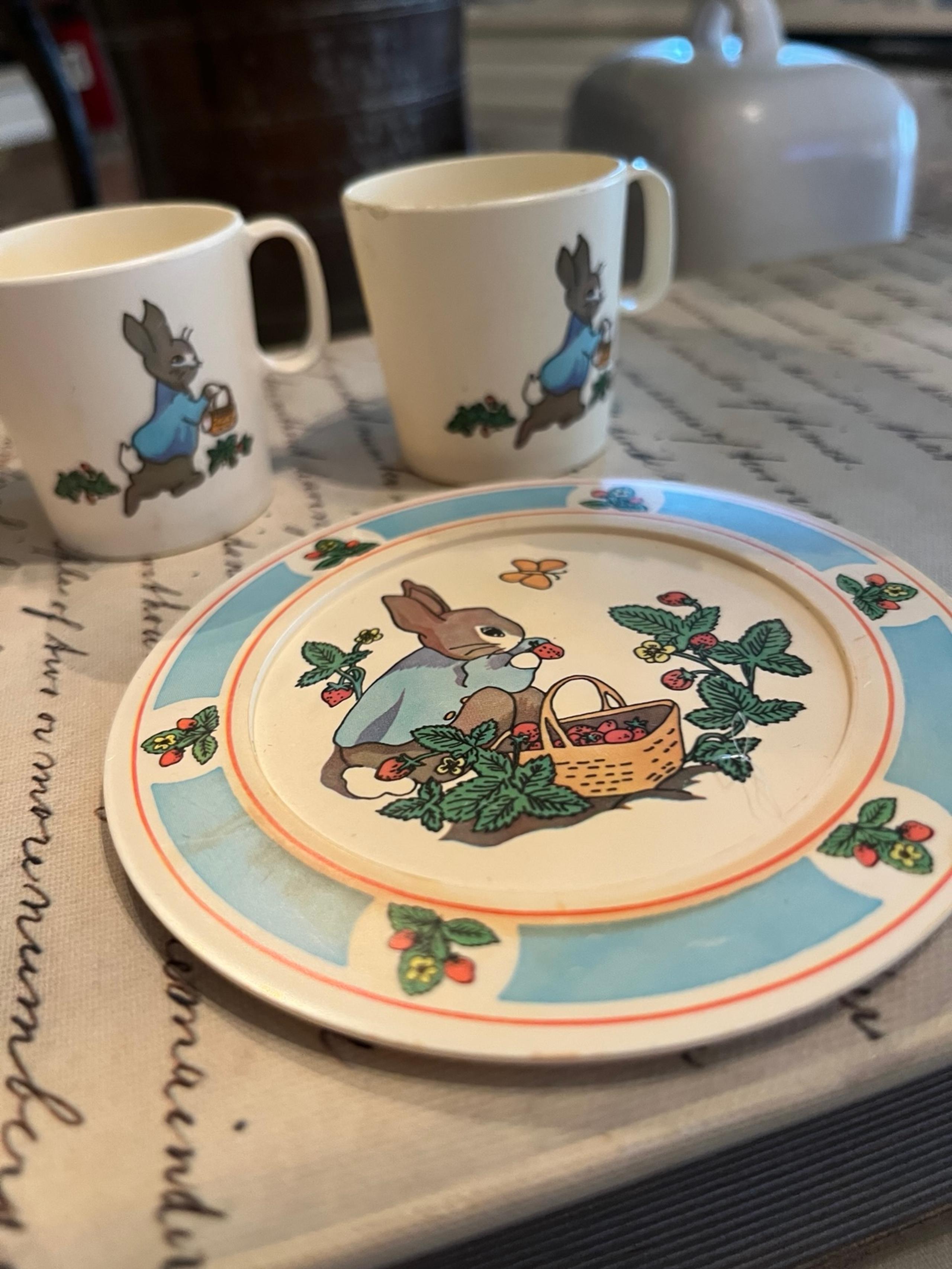 Chilton rabbit children’s toy plate and 2 cups vintage