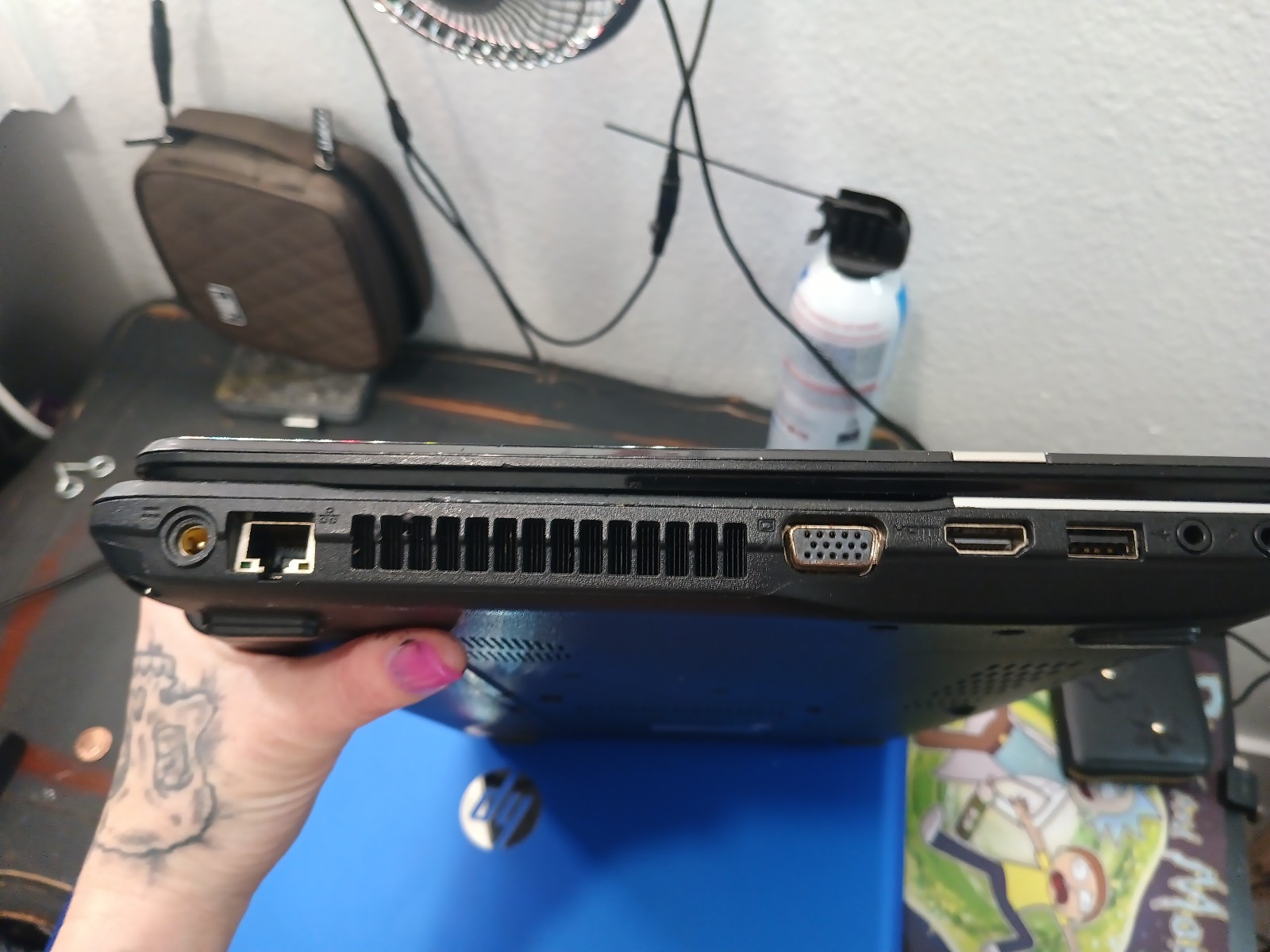 Laptop shops