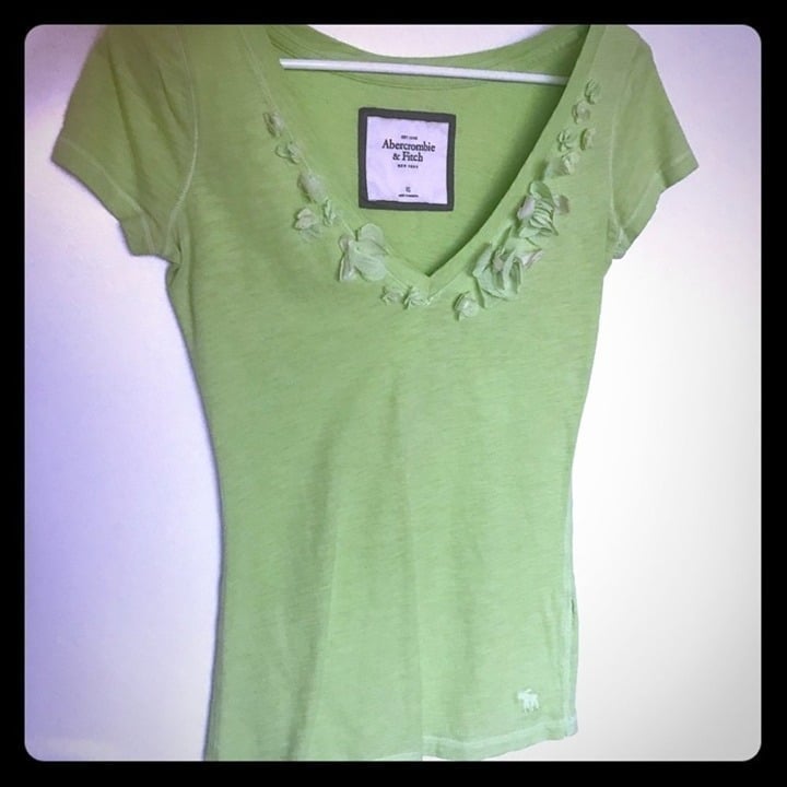 Short Sleeve Tee T-Shirt Top Cotton V Neck Classic XS