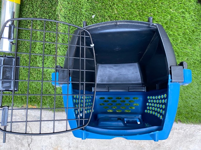 Small dog cage 18 X10