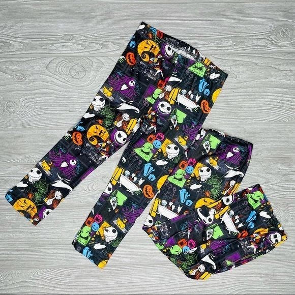 Disney nightmare before Christmas ruffle girl leggings infinity scarf Halloween