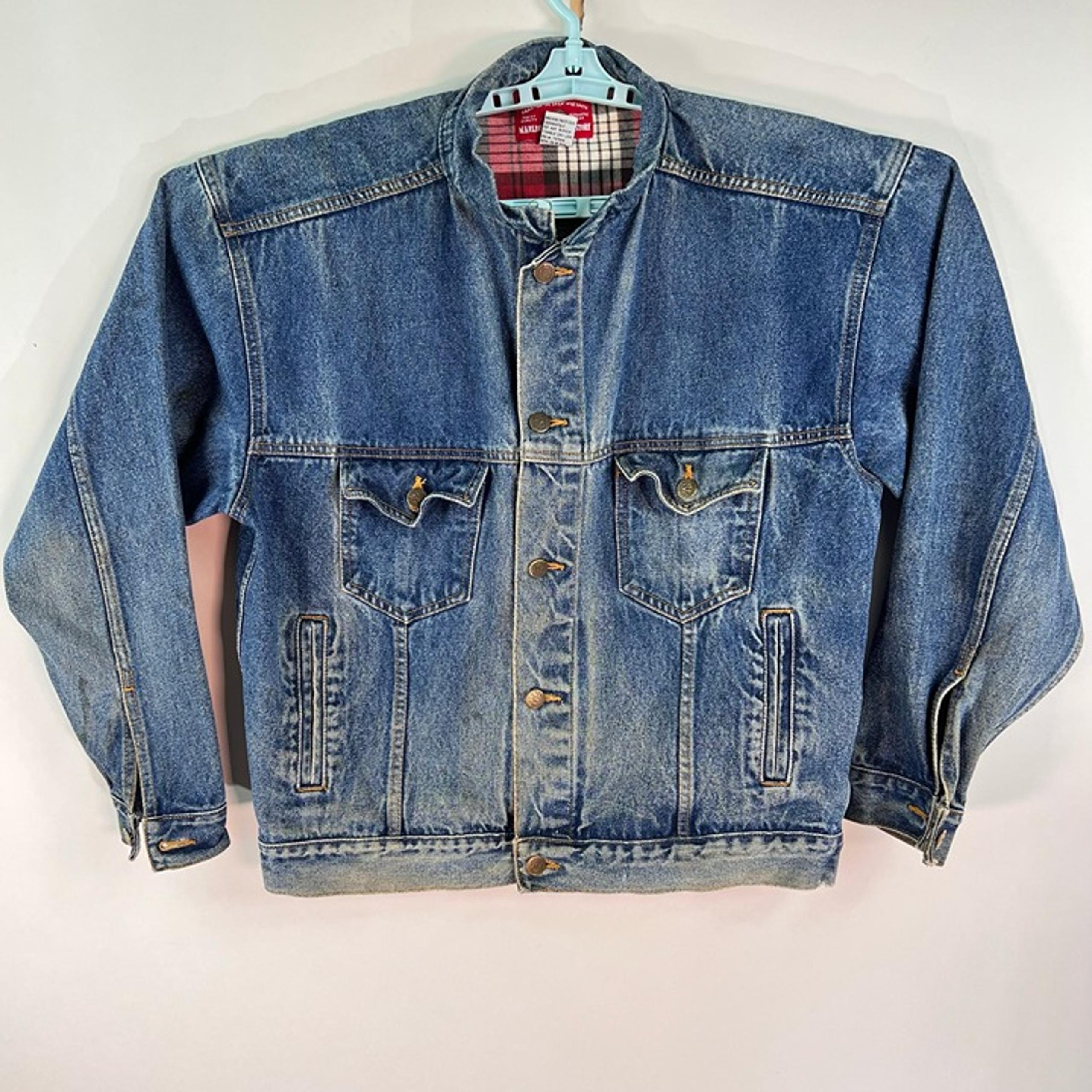 Marlboro Country Store Denim Jean Jacket Mens Size M Distressed Blue Trucker VTG
