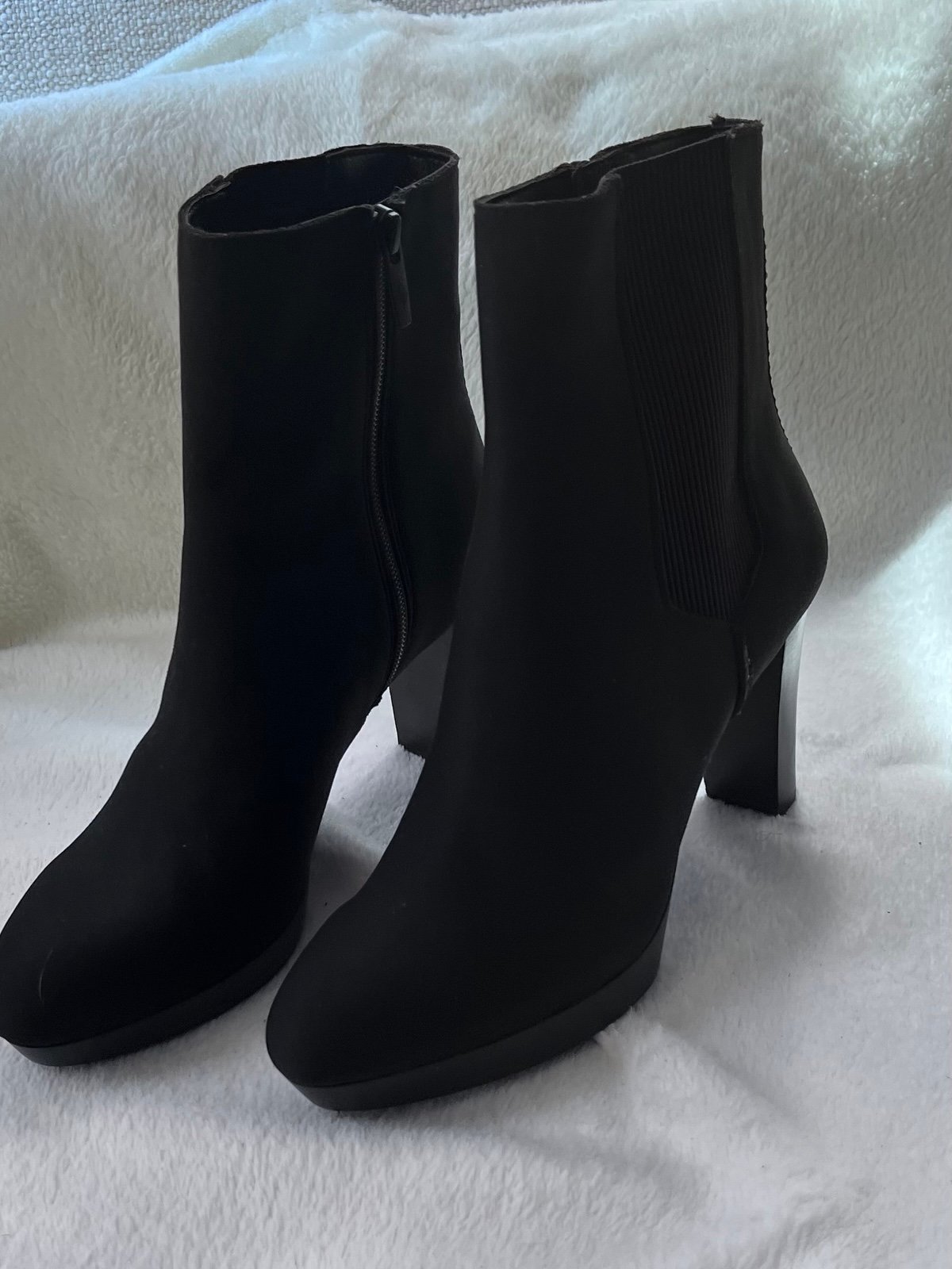 Boots Donald Pliner Black Suede New Mid Calf Boots zipper size 9.5