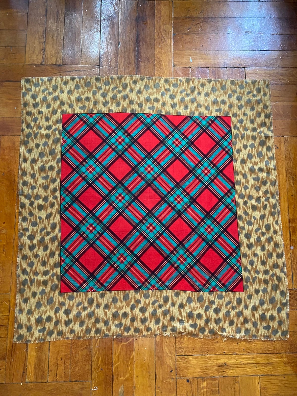 VINTAGE AUTHENTIC ART leopard print Red 31" SQUARE SCARF