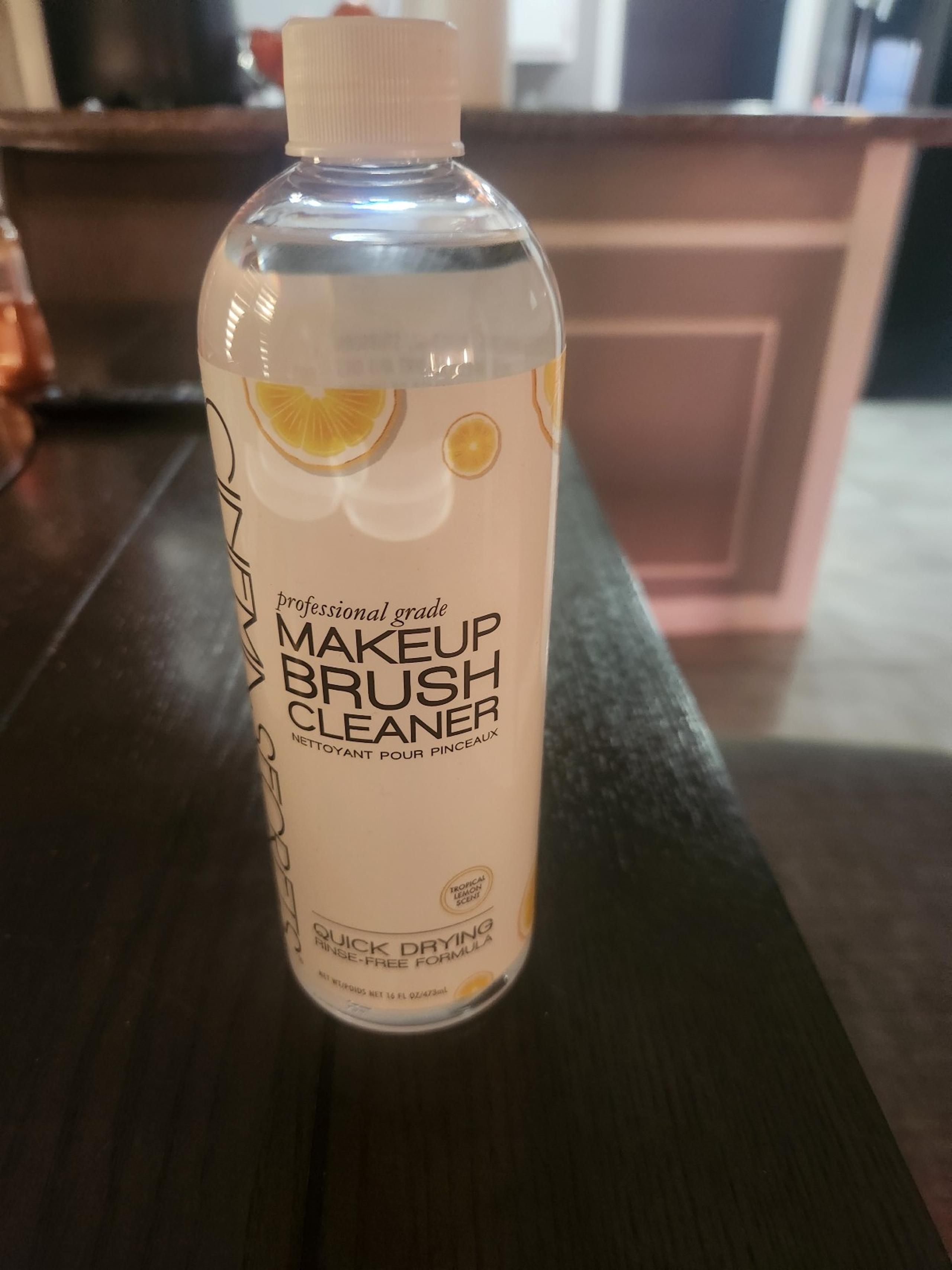 Cinema secrets brush cleaner