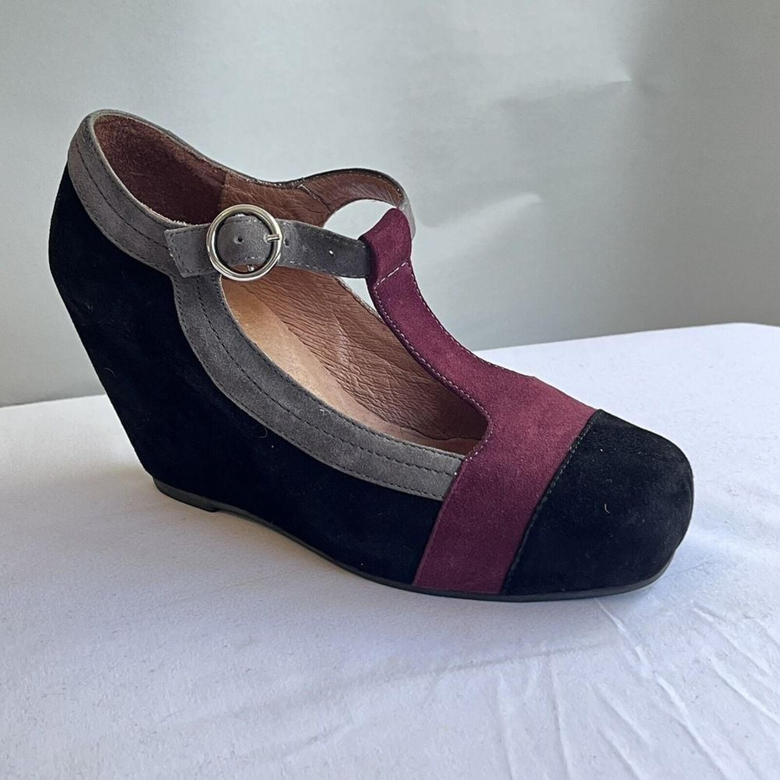 Jeffrey Campbell Darnell T-Strap Wedge Colorblock Suede Sz 6.5 Work Comfort
