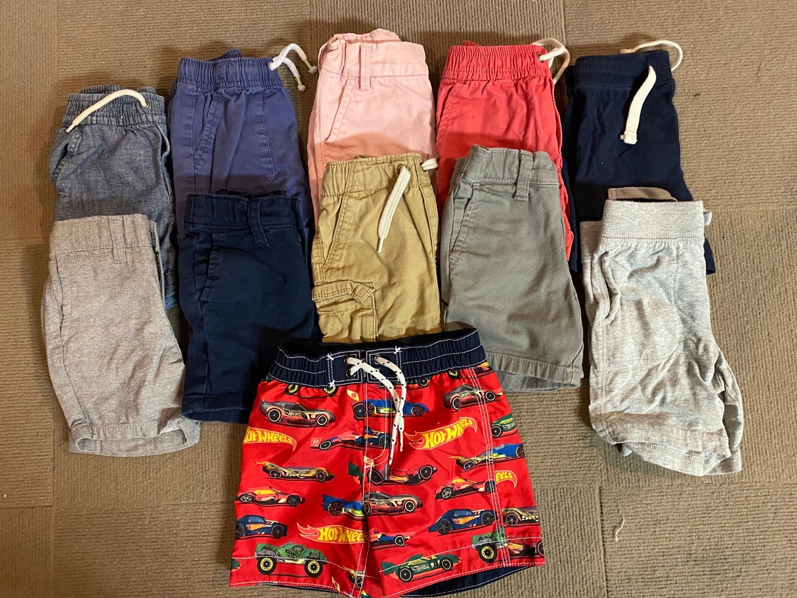 Toddler boy summer shorts - 18-24 mos - lot 1