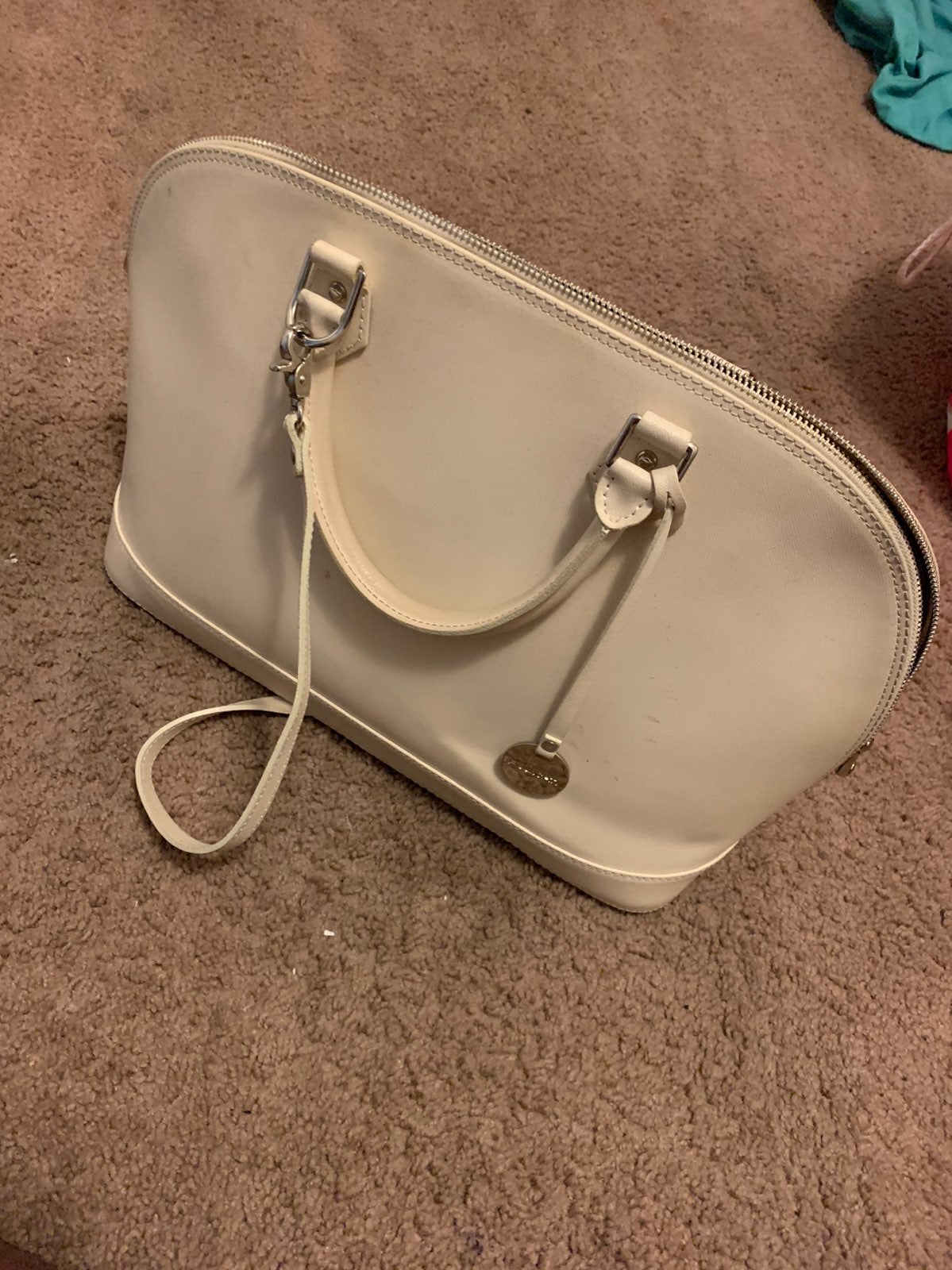 pulicati purse