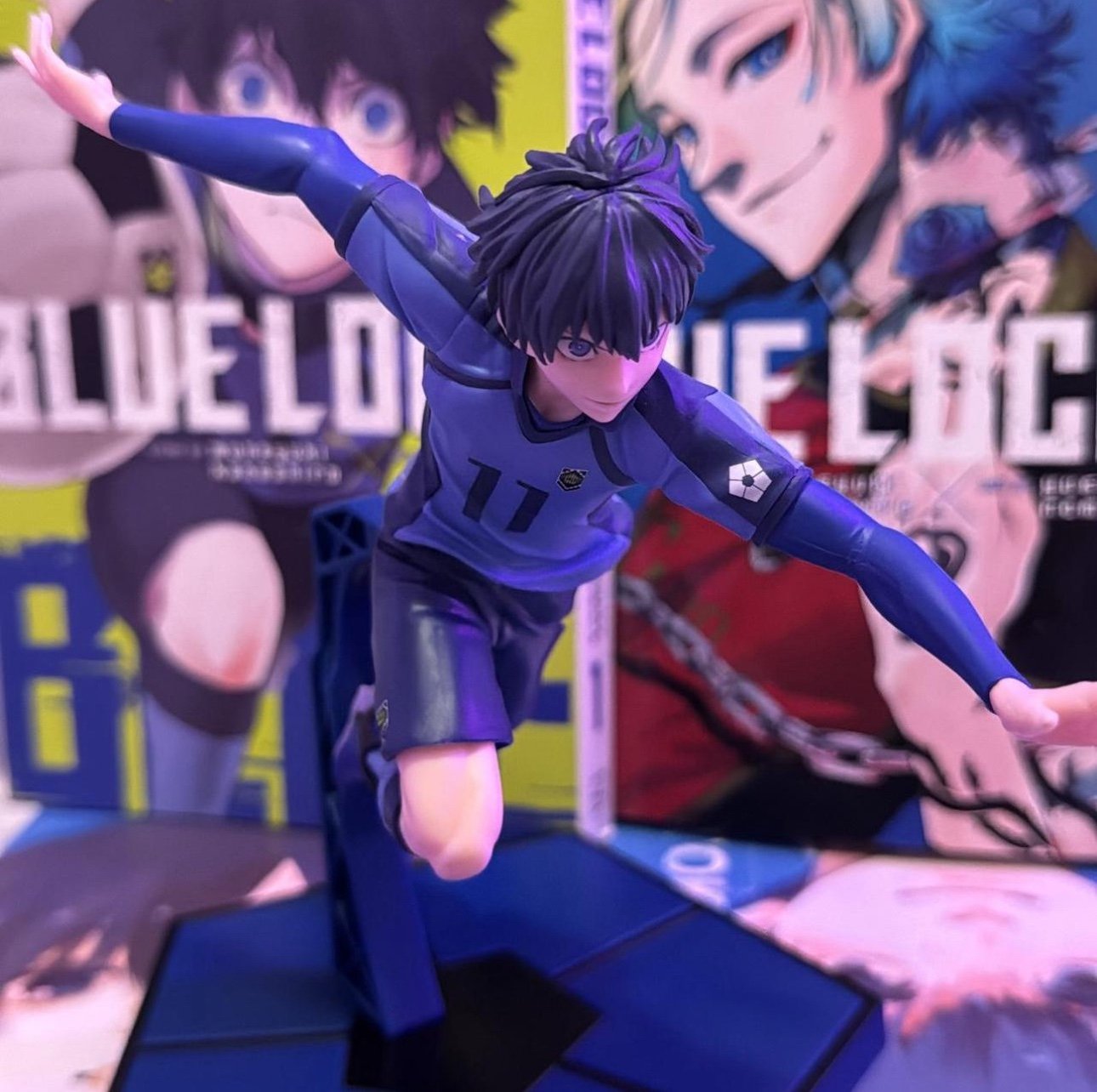 Blue Lock - Isagi Yoichi & Rin Itoshi Blue Prison
Figures