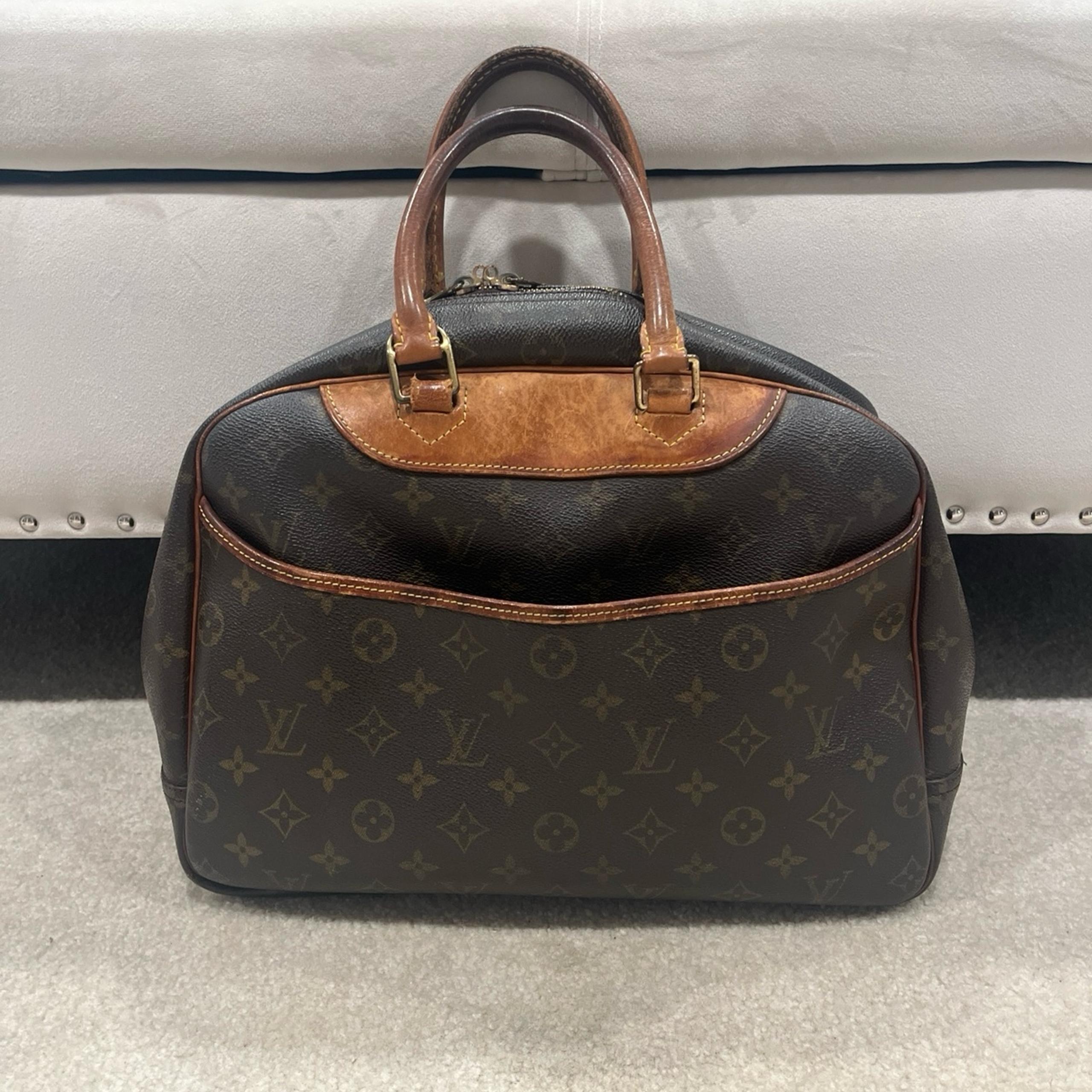 Authentic Louis Vuitton Deauville
