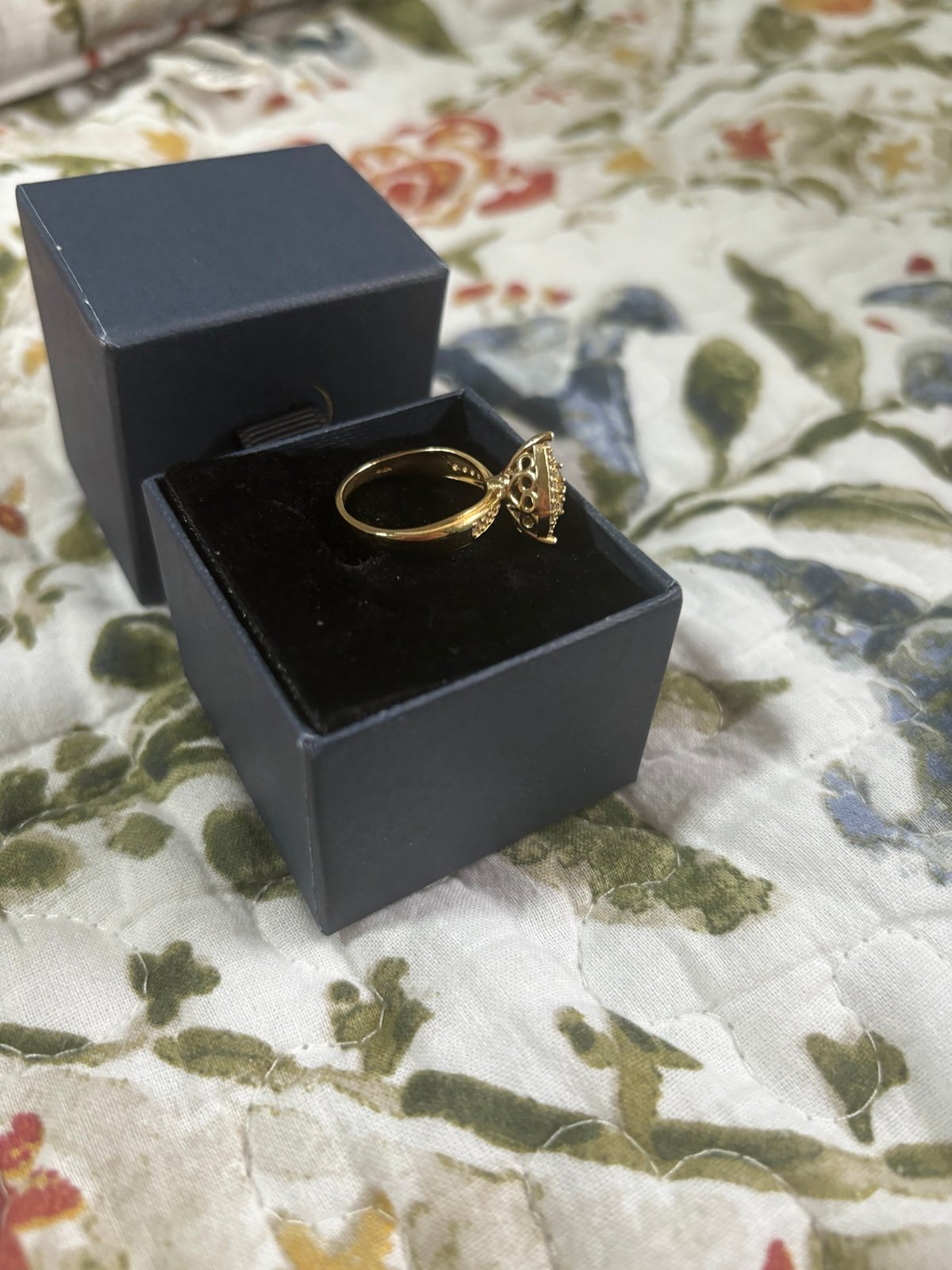 Gold ring