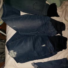Maternity clothes 3 pants 3 blouses 1 sh