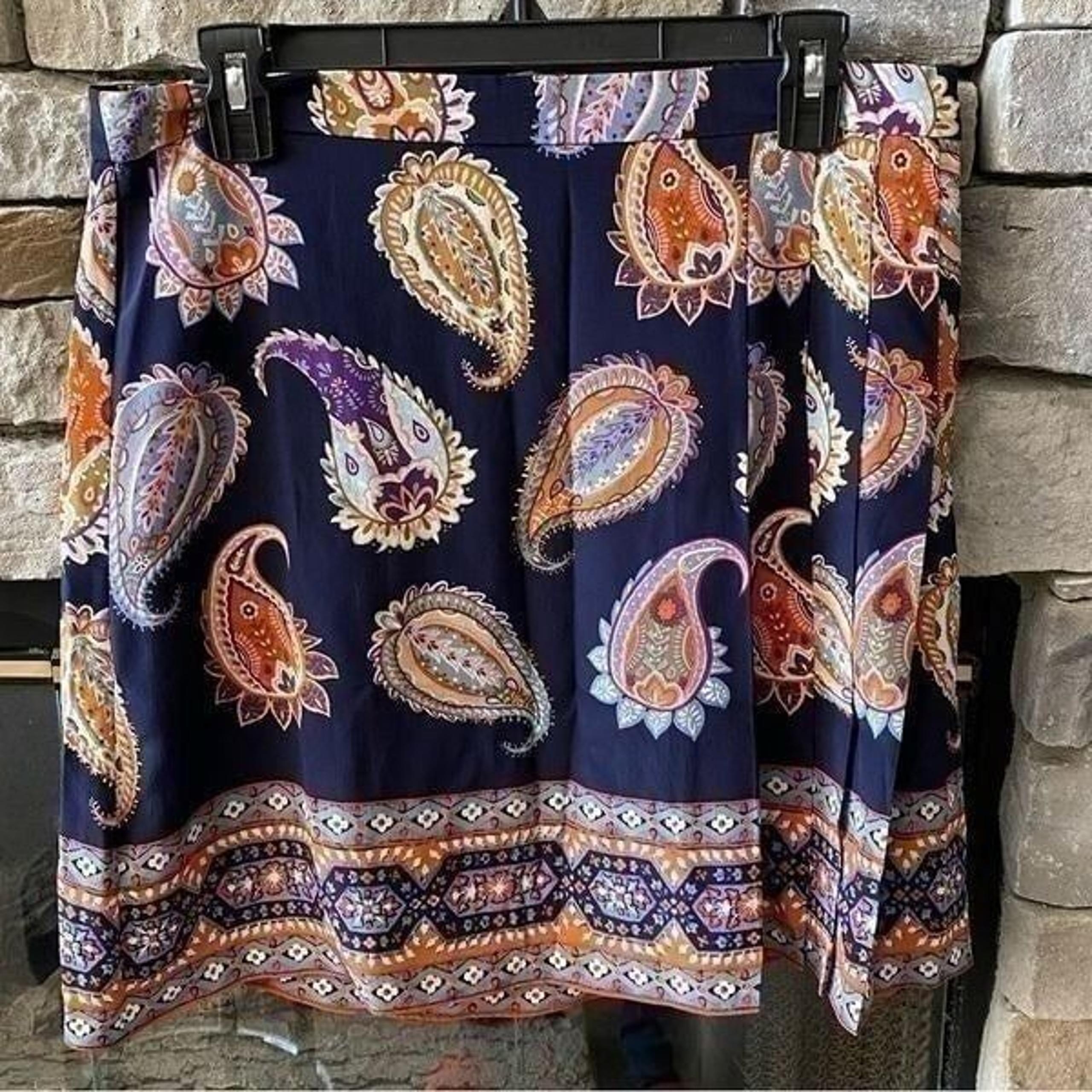 Tory Burch Etno Silk Paisley Printed Pleated Skirt Womens Size 4 Navy/Orange EUC