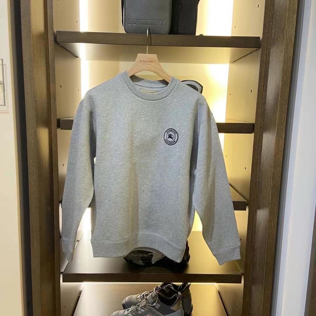 burberry sweatershirt