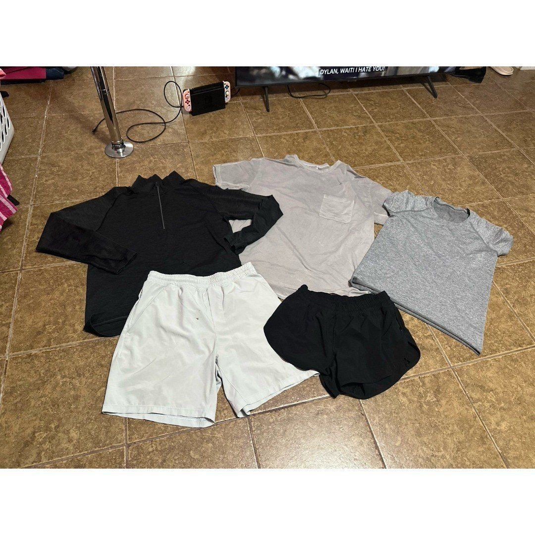 Lululemon 5 piece bundle FLAWED