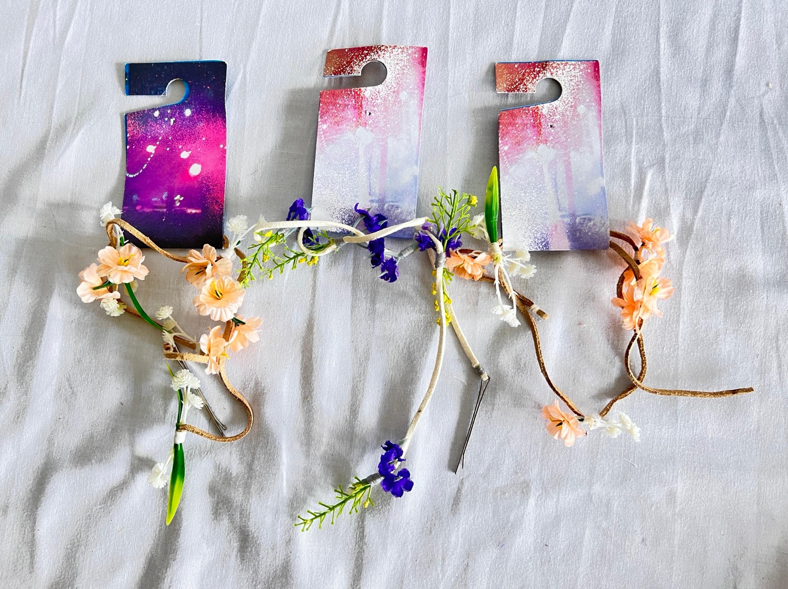 NEW Lot of 3 Urban Outfitters Floral Festival Hair Pieces Hair Wraps