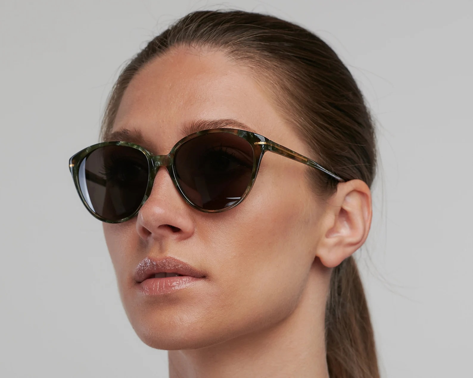 Versace sunglasses, made in Italy in the 80s. Vintage cat eye sunglasses
