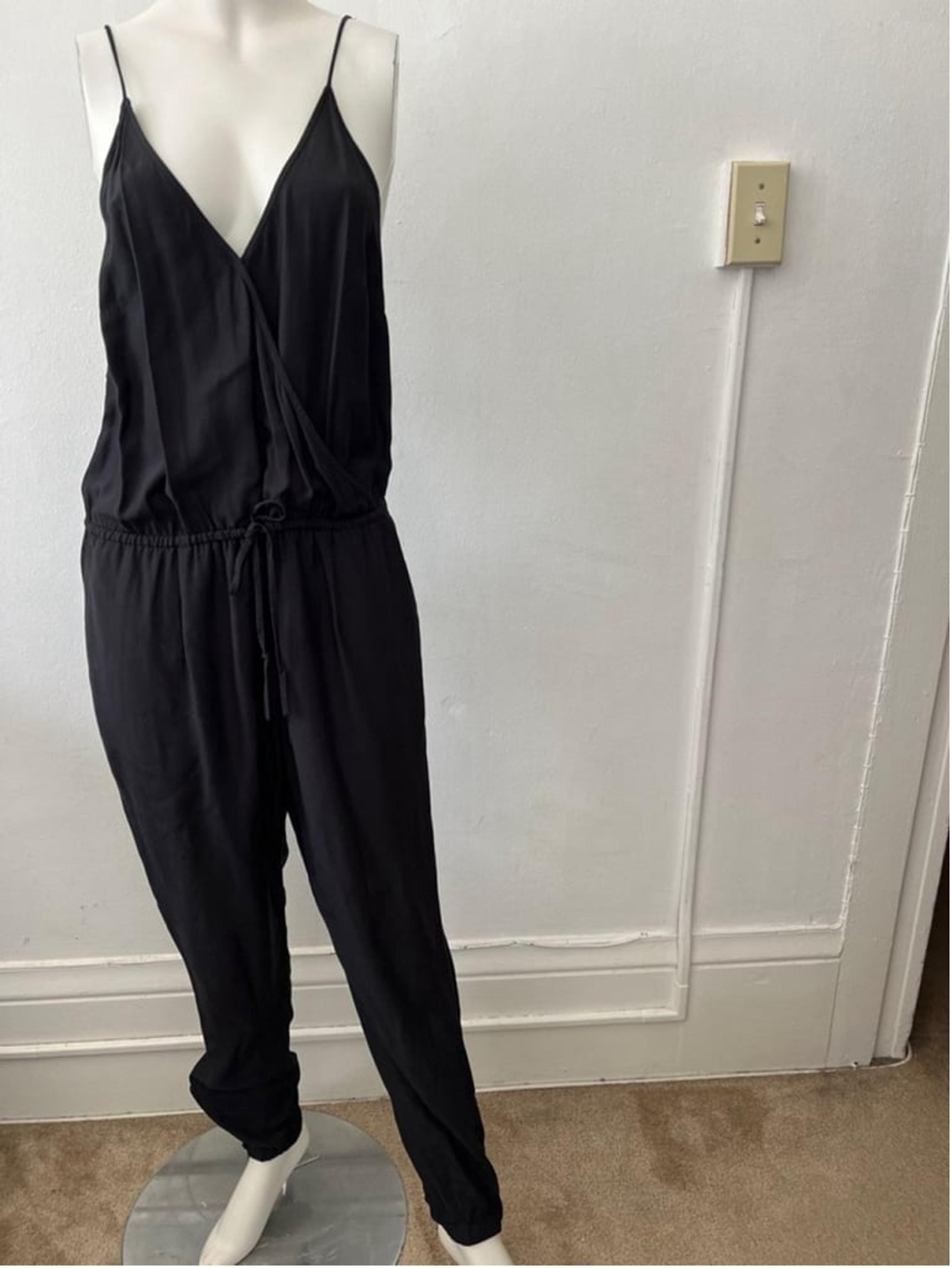 Nordstrom Trouvé black Strappy sleeveless v neck wrap style jumpsuit jogger S
