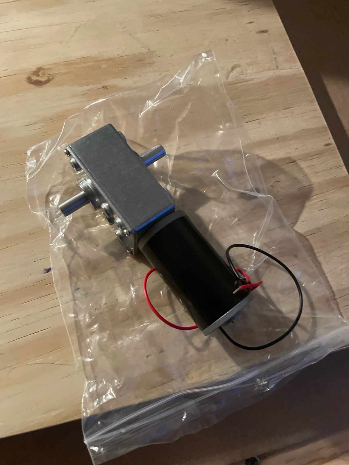 DC 12V Double Shaft Worm Gear Motor 65RPM High Torque Speed Reduction