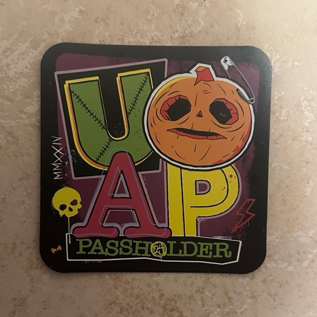 NEW Universal Studios Orlando UOAP Passholder Halloween Horror Nights Car Magnet